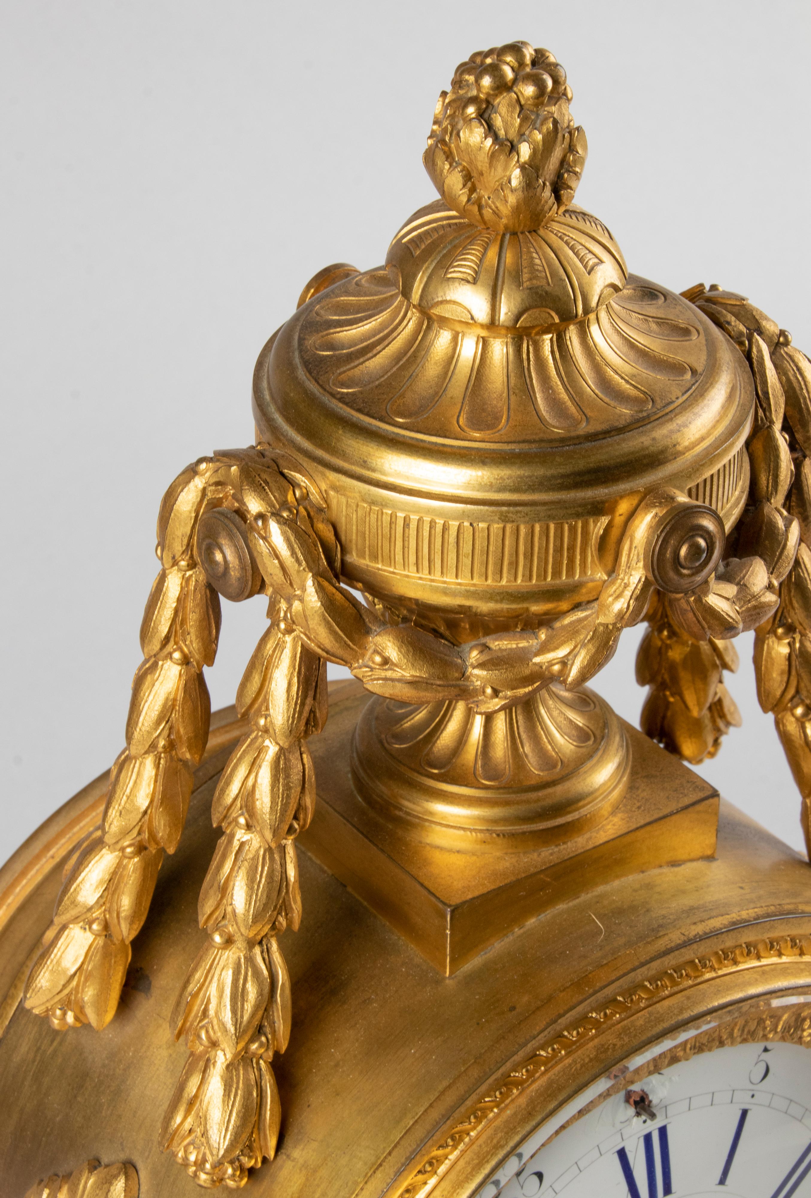 Grande horloge de cheminée de style Louis XVI du 19ème siècle en bronze et bronze doré Guibal Paris en vente 13
