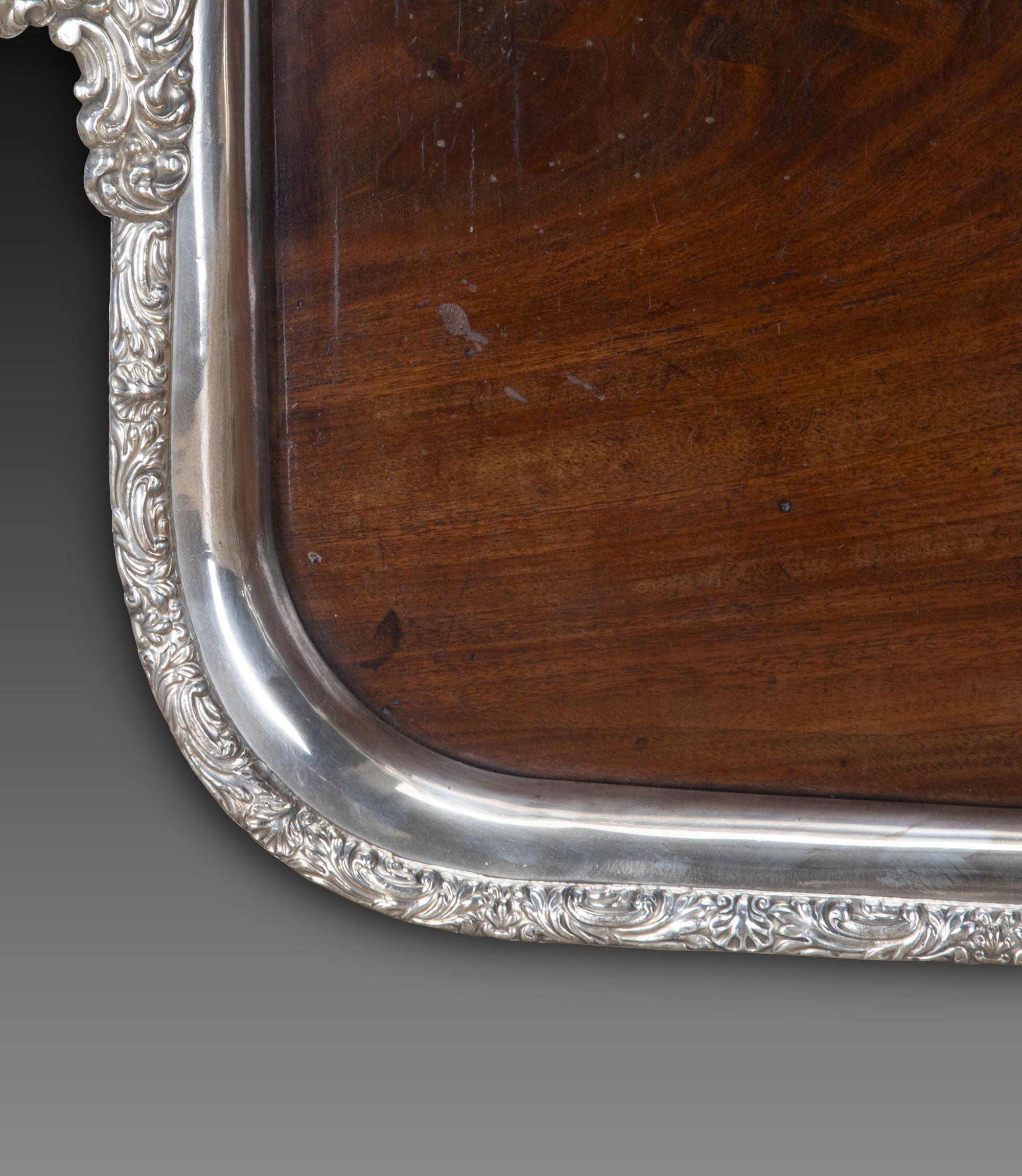 Large 19th Century Mahogany and Silver Butler's Tray (19. Jahrhundert) im Angebot