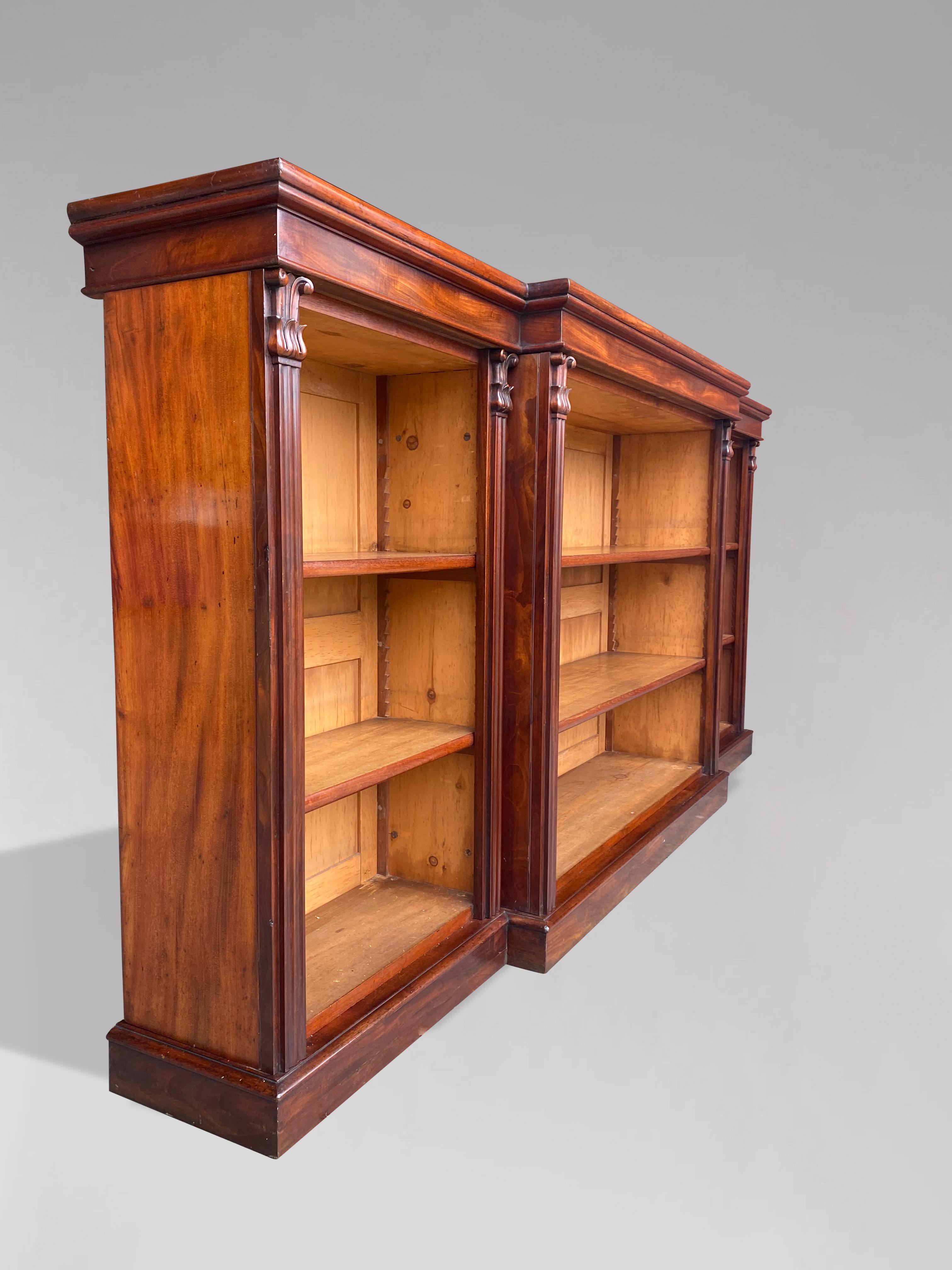 Large 19th Century Mahogany Open Breakfront Library Bookcase In Good Condition In Petworth,West Sussex, GB