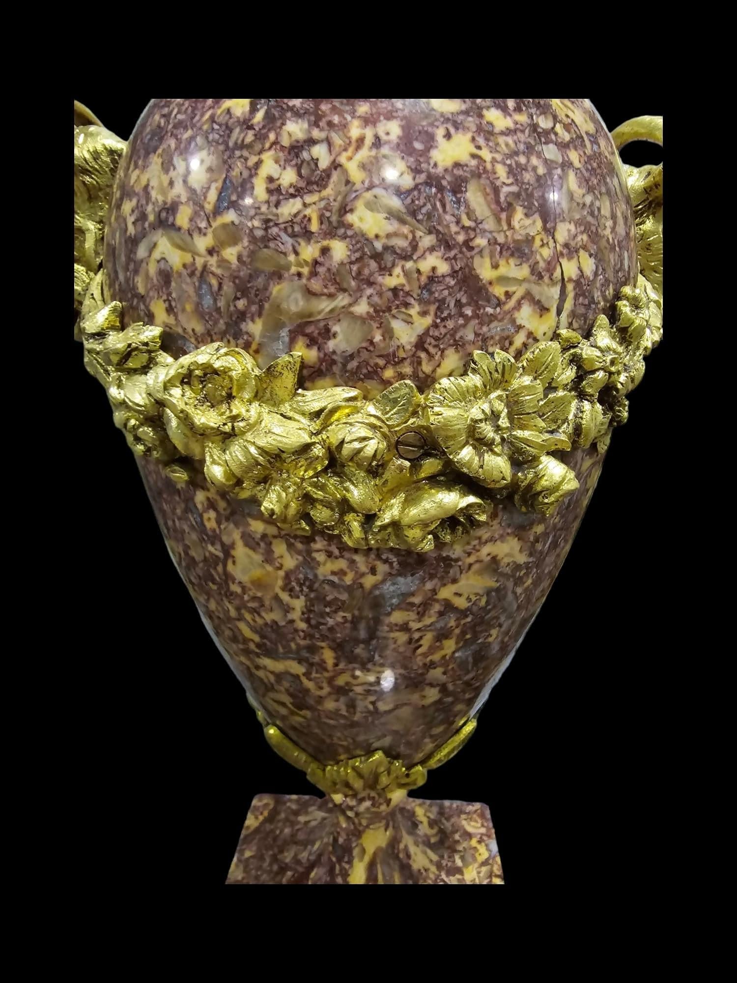 Large 19th Century Marble and Bronze Vase For Sale 7