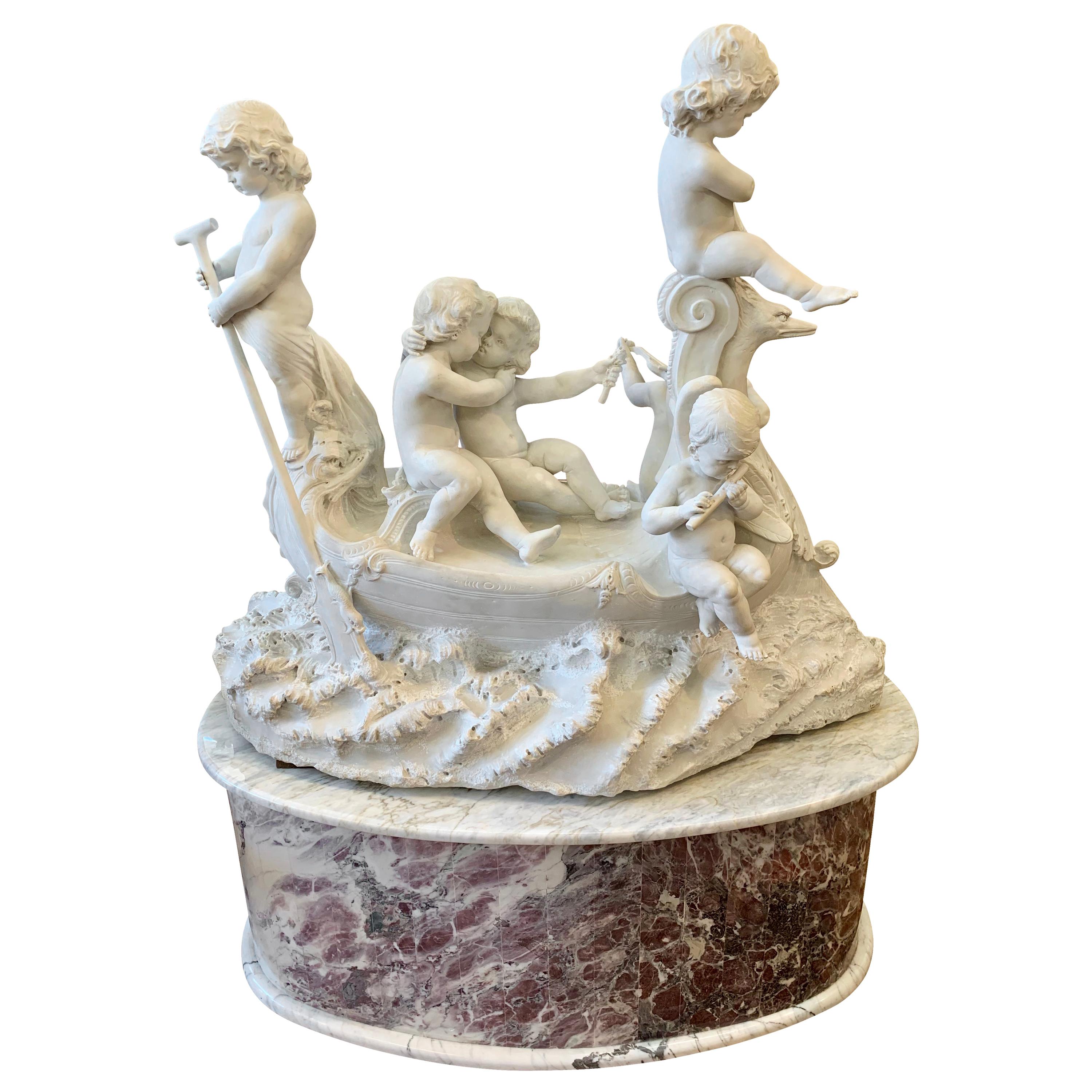 Grande sculpture en marbre du 19ème siècle, « Le bateau d'amour »