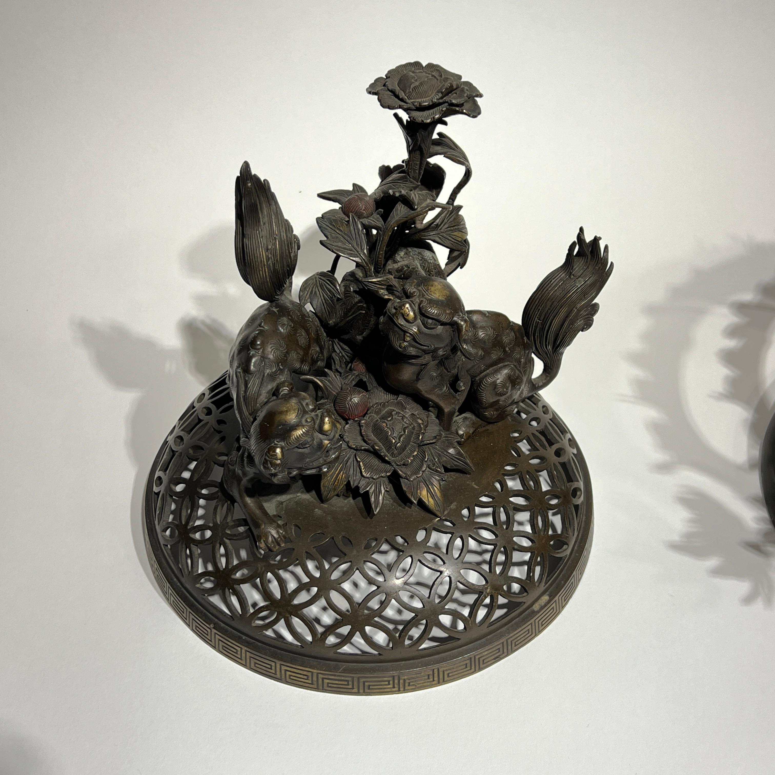 Large 19th Century Meiji Japanese Bronze Censer 13