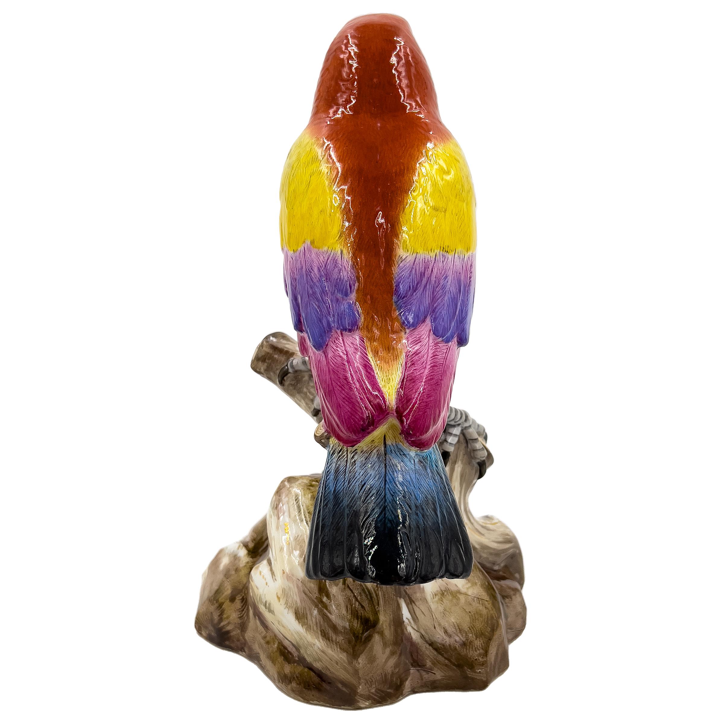 Allemand Grande figurine de perroquet multicolore de Meissen du 19ème siècle  en vente