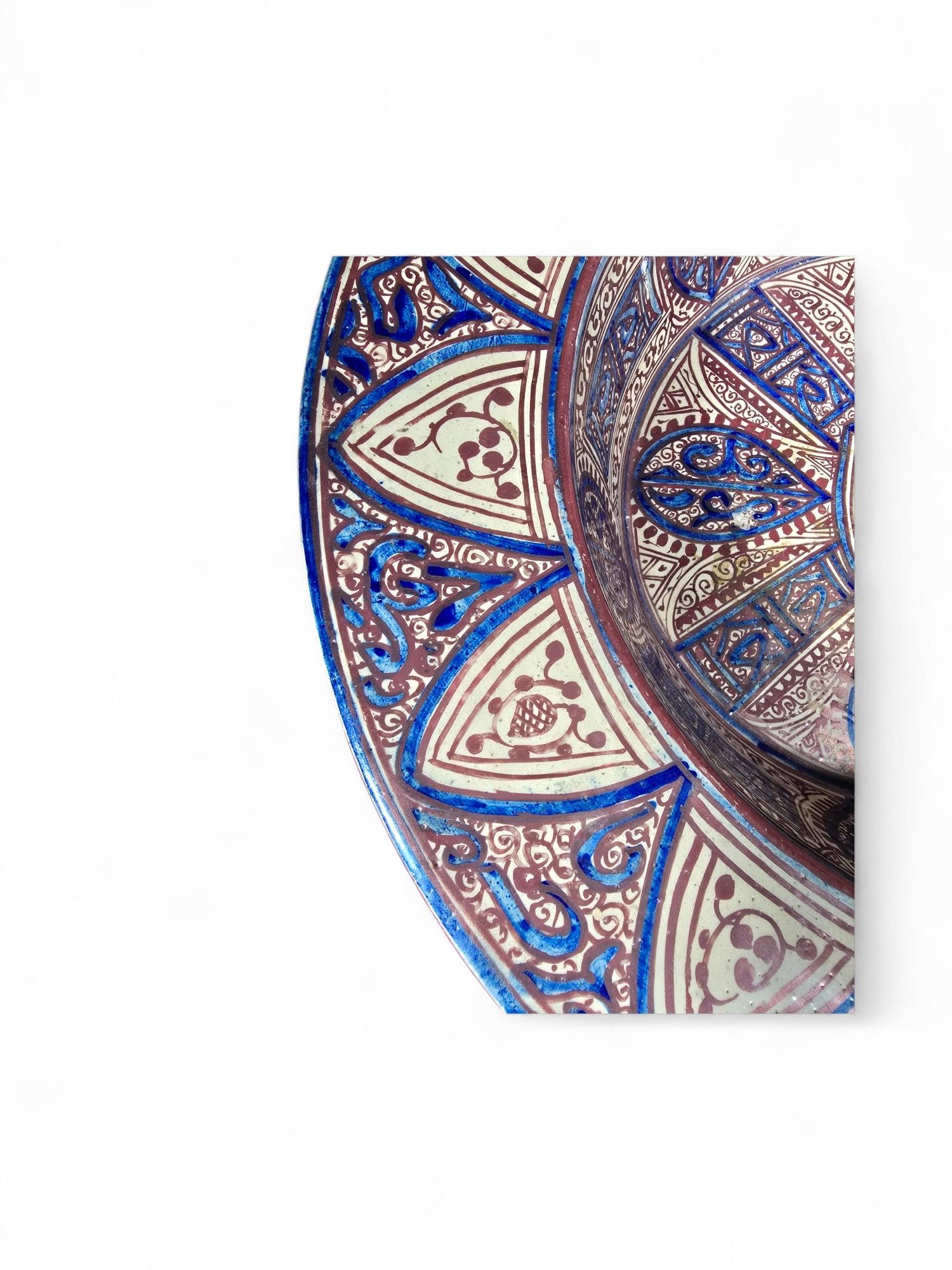Large 19th Century Nazari-Style Spanish Ceramic Plate For Sale 6