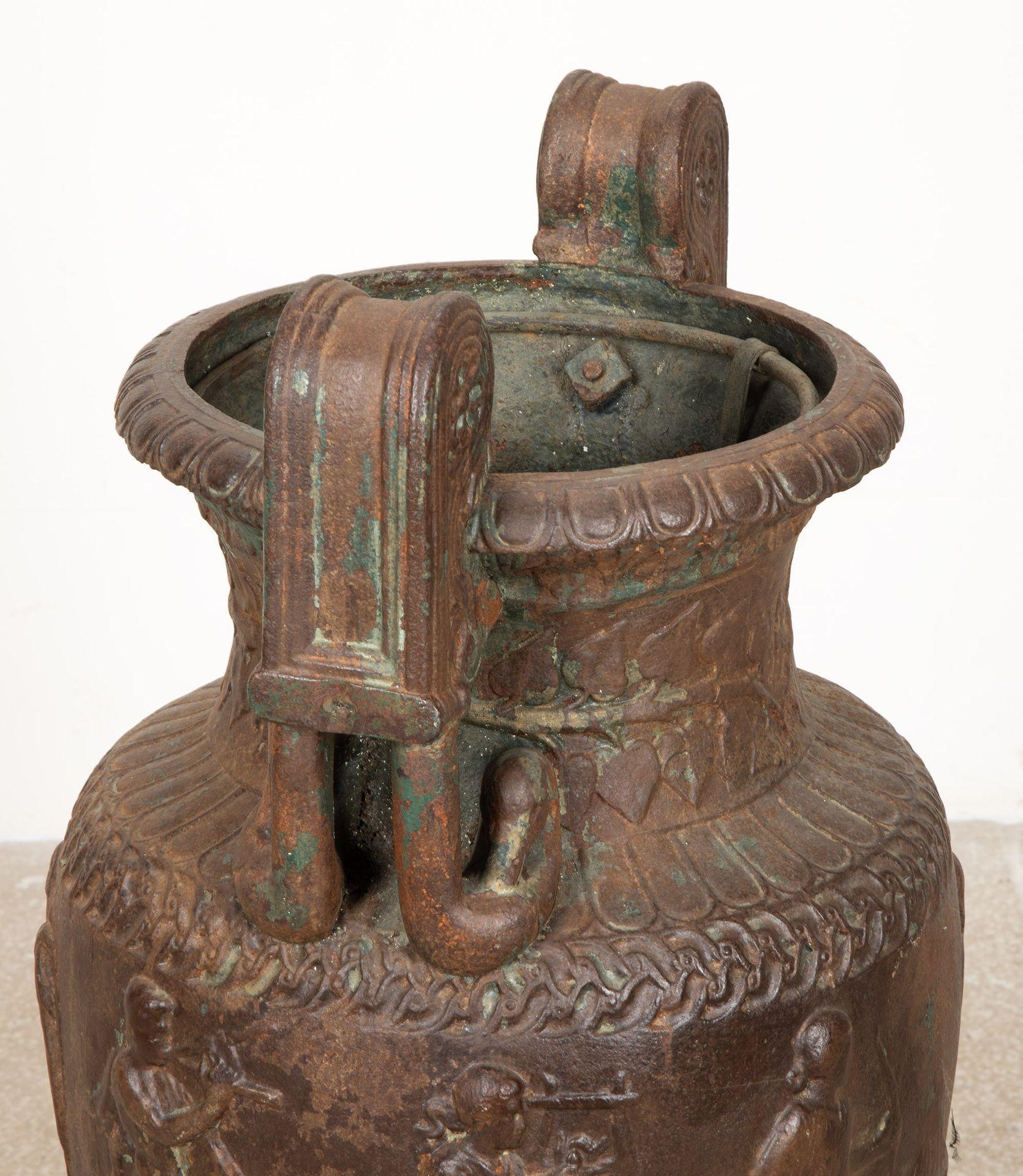 Mid-19th Century Large 19th Century Neo-Classical Cast Iron Urn For Sale