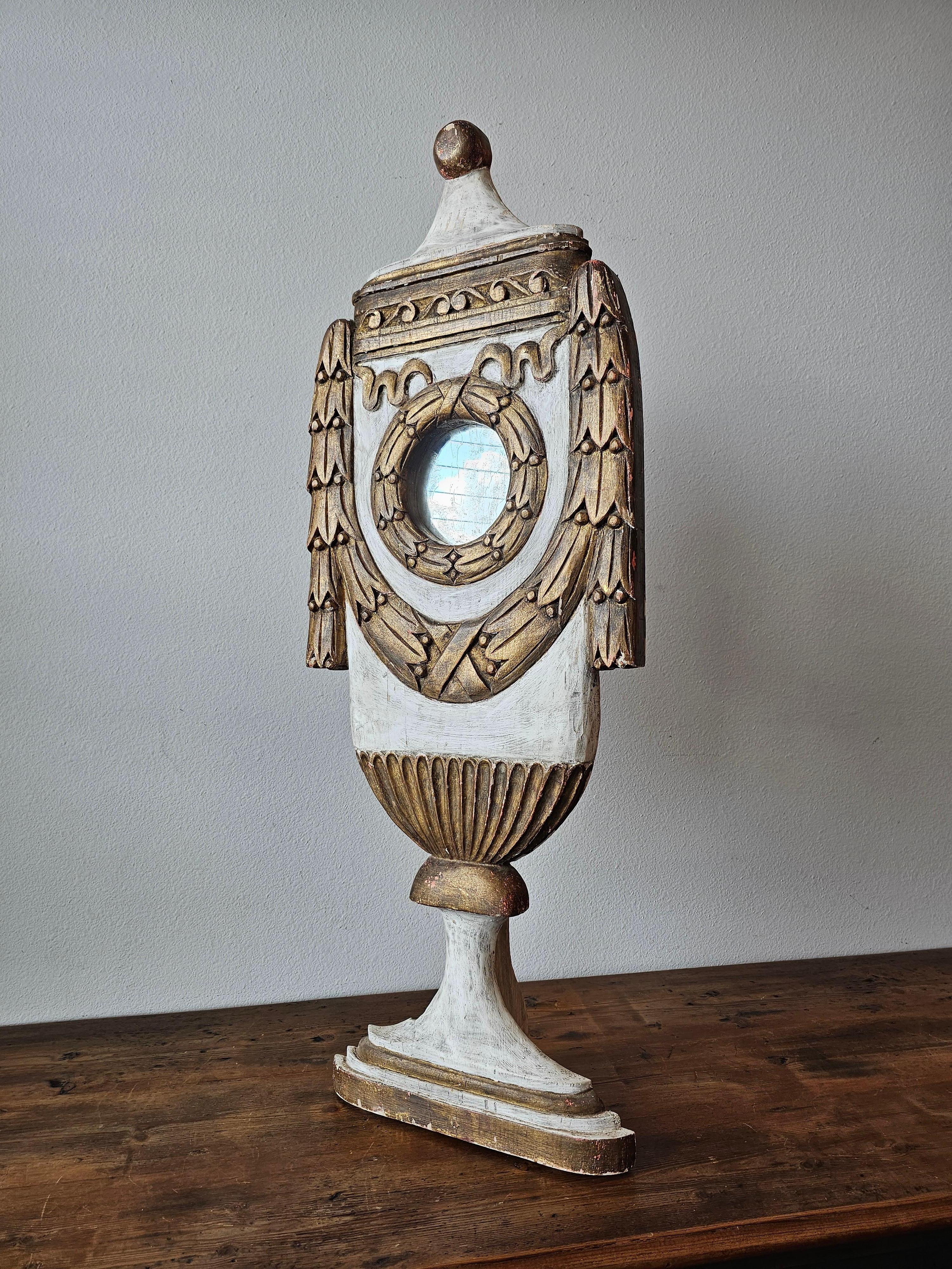 Neoclassical Revival Large 19th Century Neoclassical Carved Painted Gilt Wood Mirrored Urn Statue For Sale