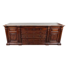 Grande credenza neoclassica del XIX secolo
