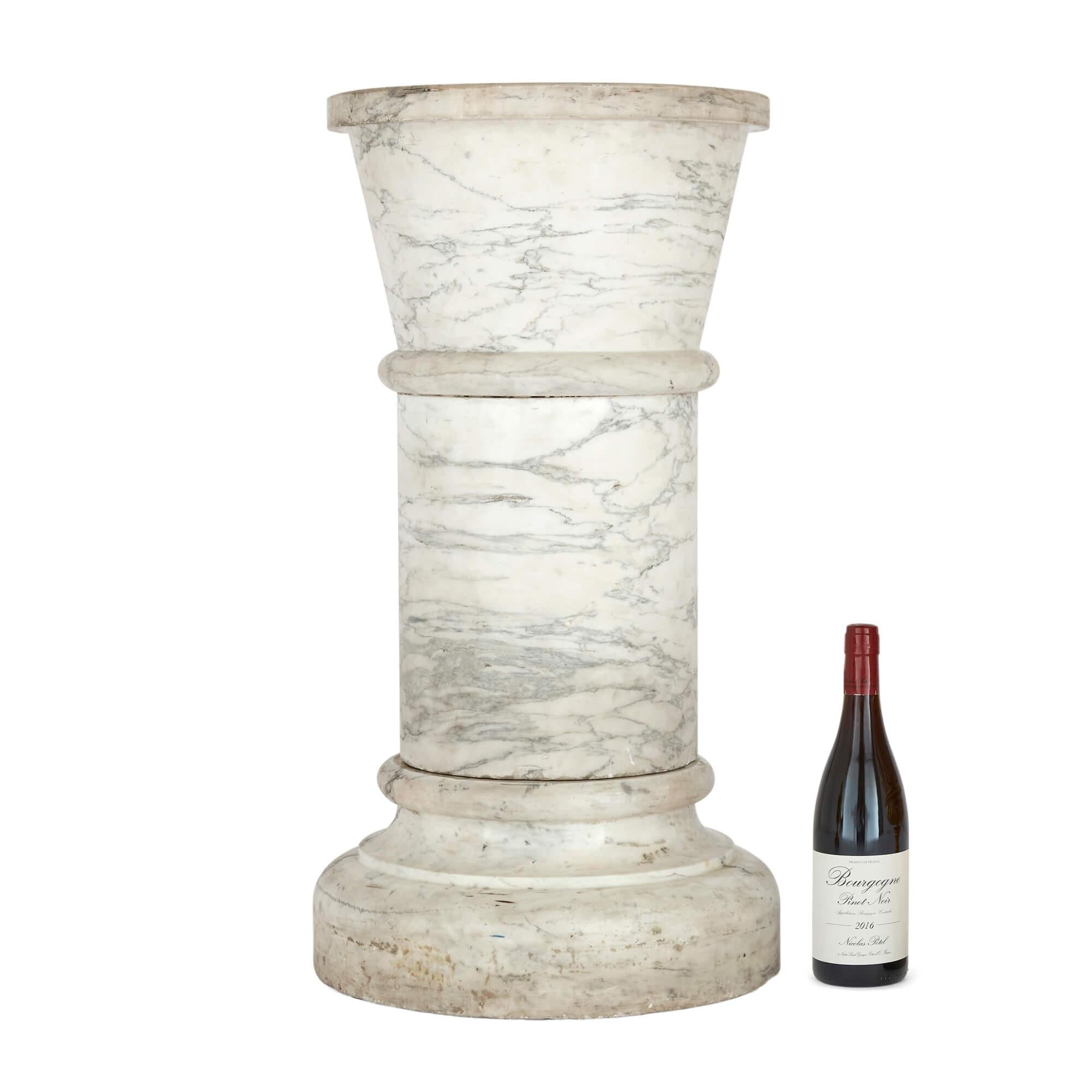 Large 19th Century Neoclassical Style White Marble Pedestal For Sale 1