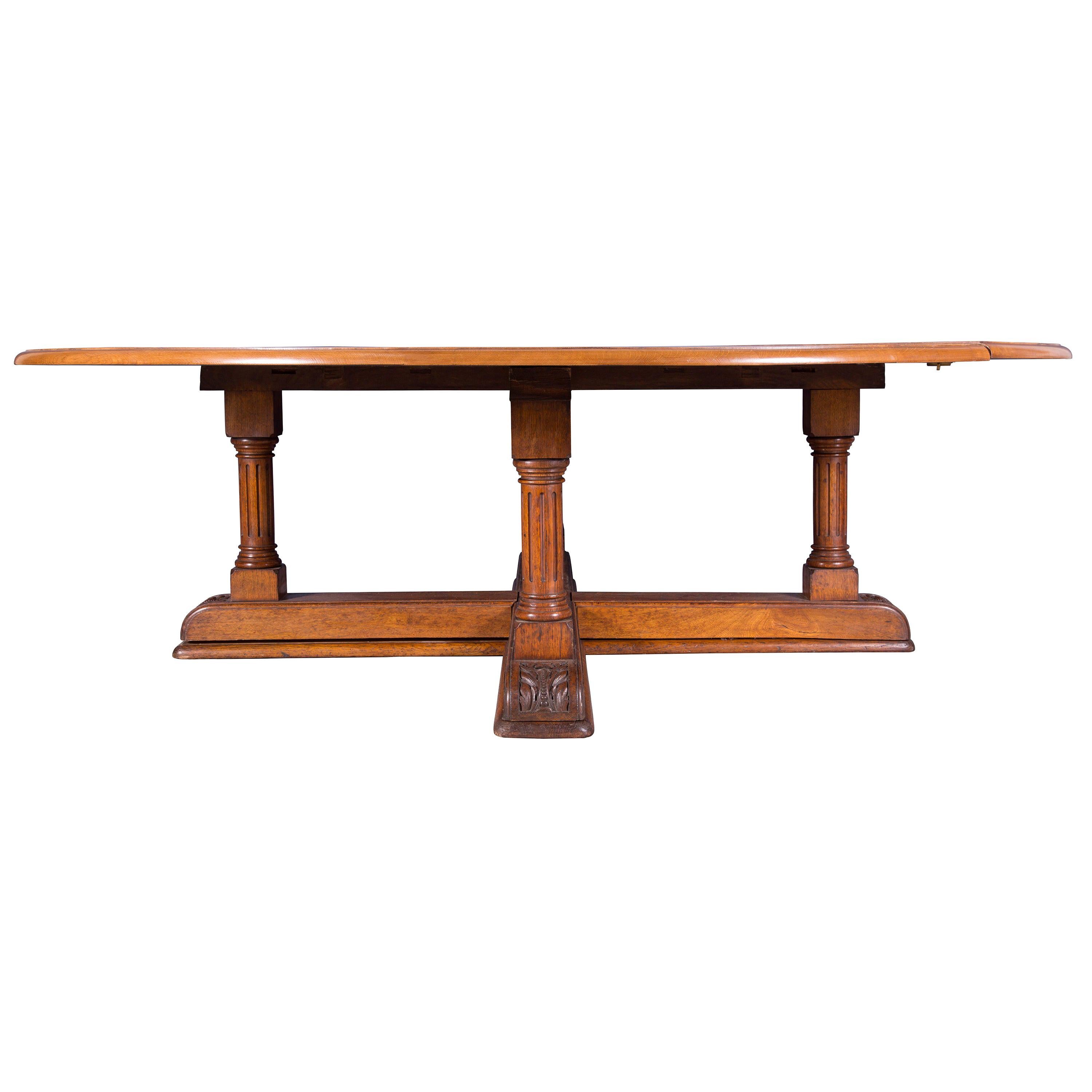 Large 19th Century Oak Round Dining Table For Sale