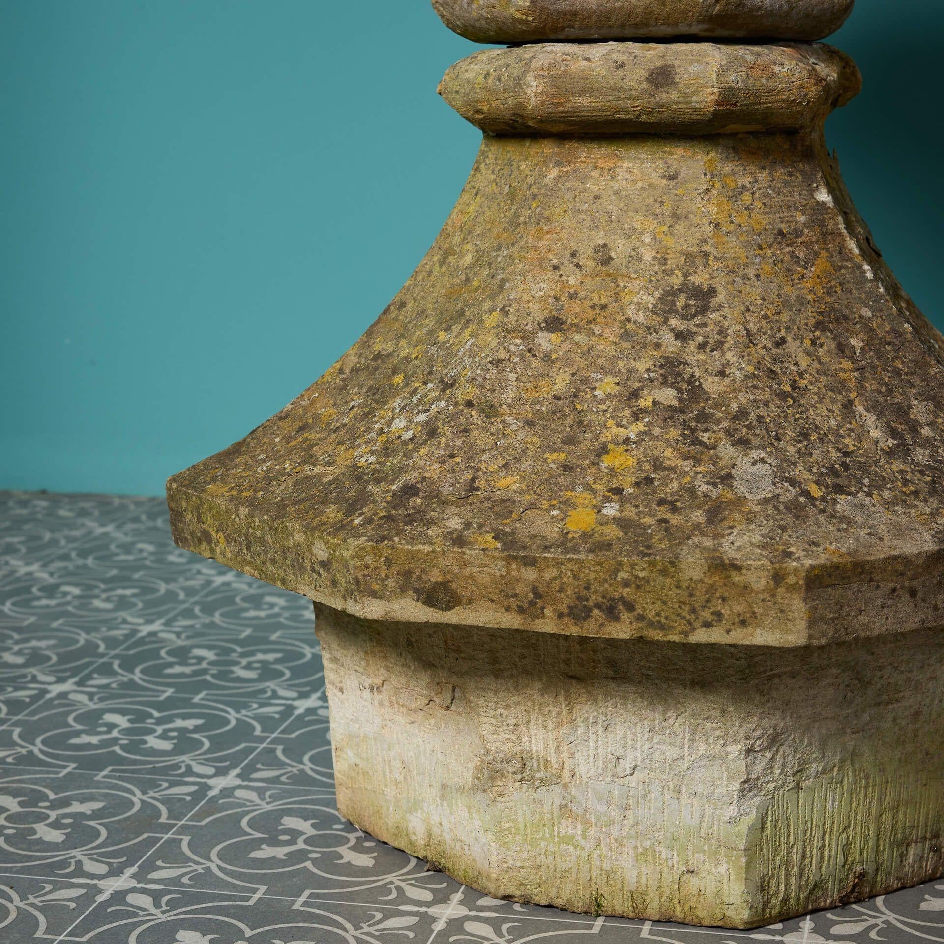 Hand-Carved Large 19th Century Octagonal York Stone Bird Bath For Sale