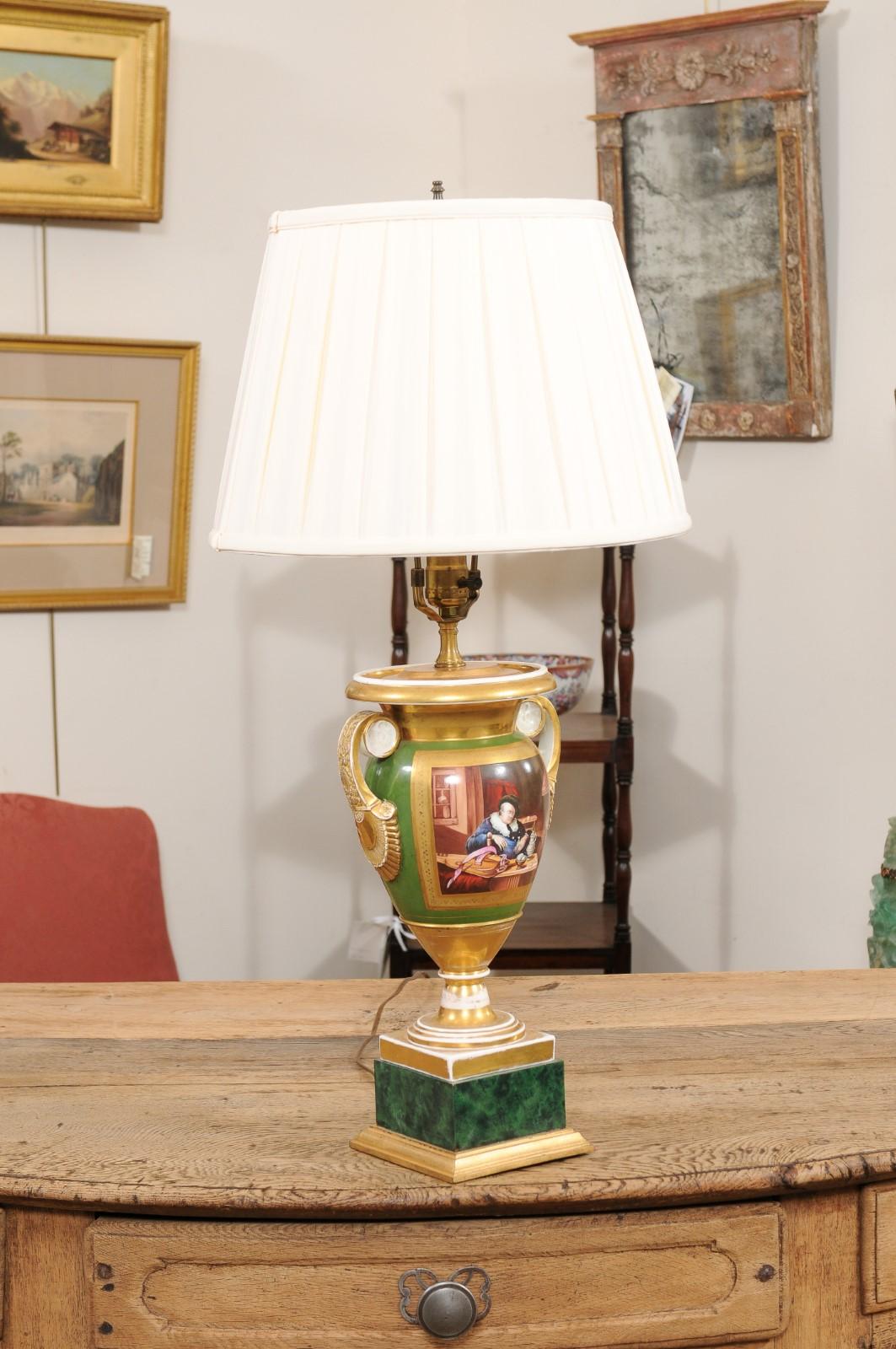 Gran jarrón de porcelana parisina del siglo XIX utilizado como lámpara en venta 5