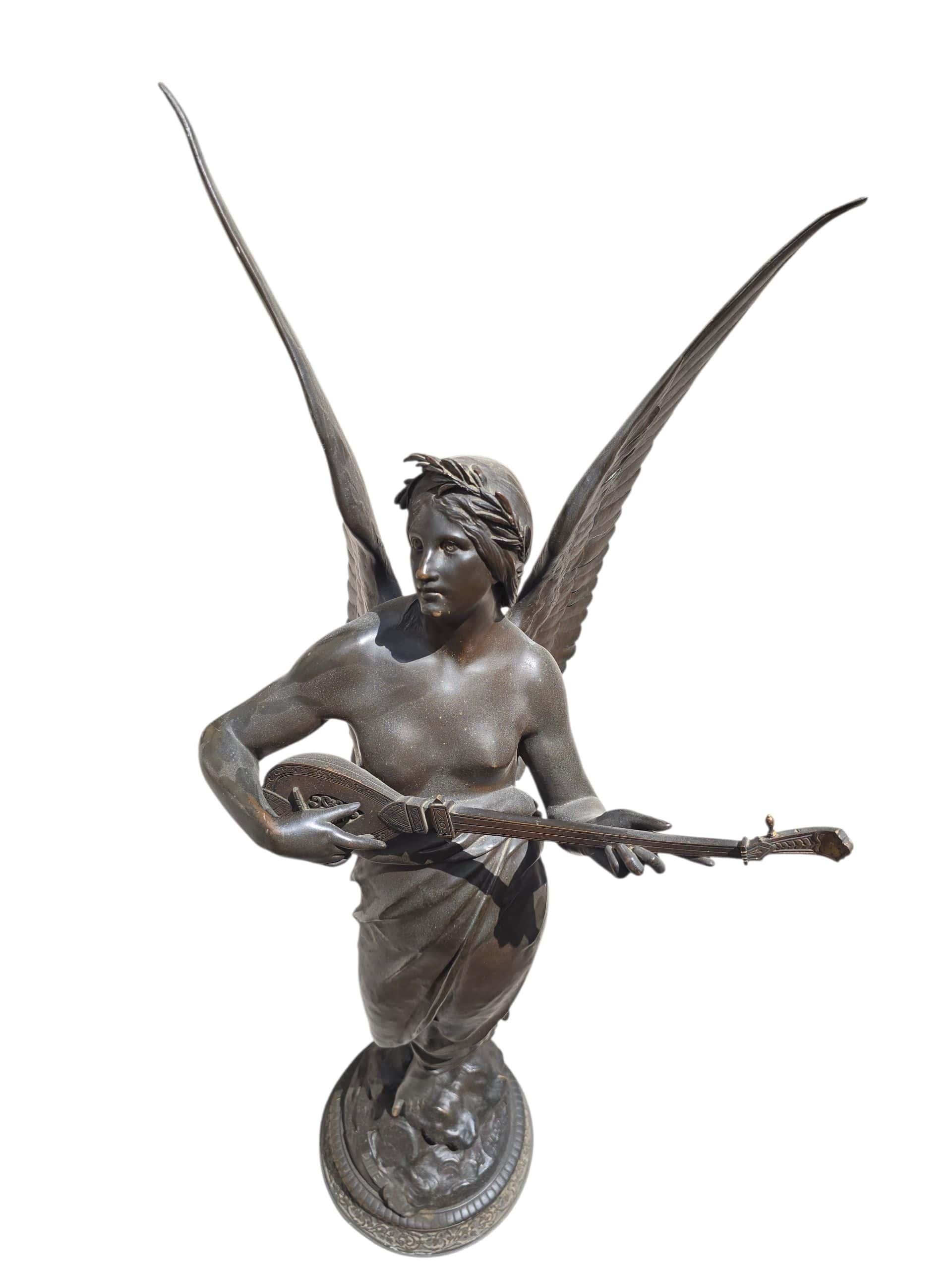 Gran Alegoría de la Música en Bronce Patinado del Siglo XIX Firmado E. Picault en venta 6
