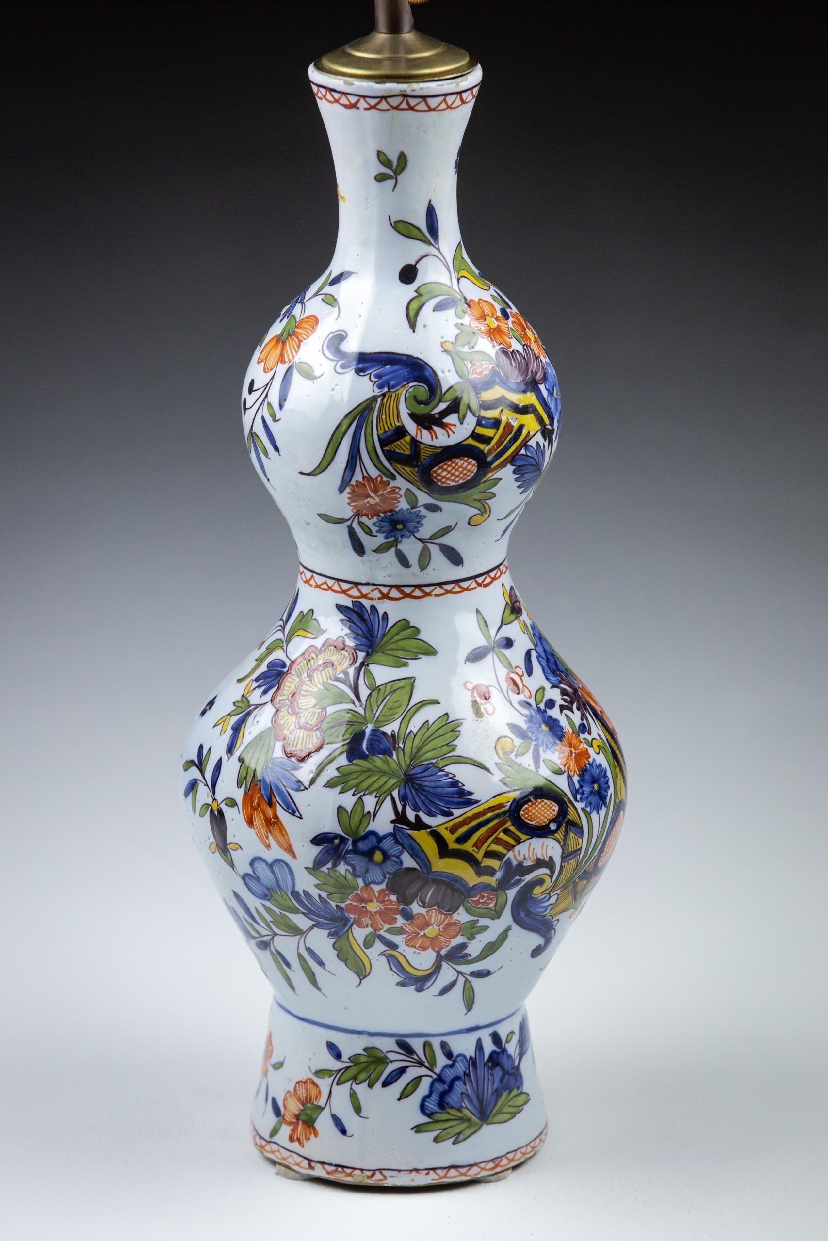 19th Century faience Garlic vase, Desvres, France Circa 1890. Now lamped in antique style flex & PAT tested.