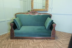 Grande poltrona da salotto del XIX secolo in velluto verde