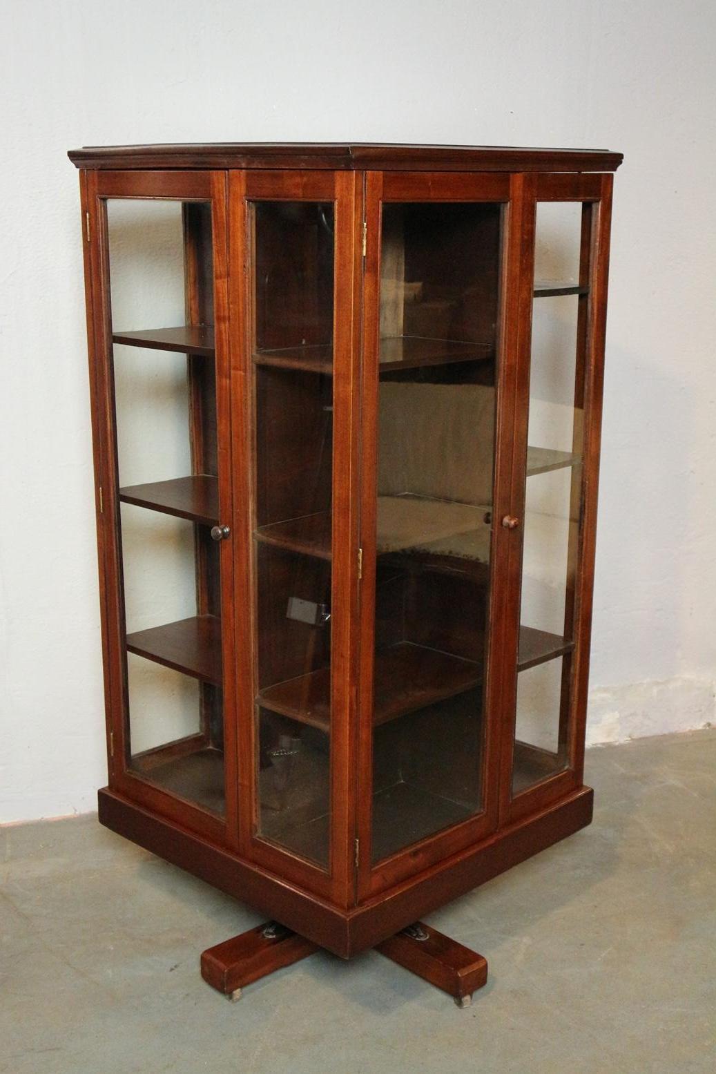 Large 19th Century Revolving Bookcase with Glass Doors In Good Condition In Eindhoven, NL