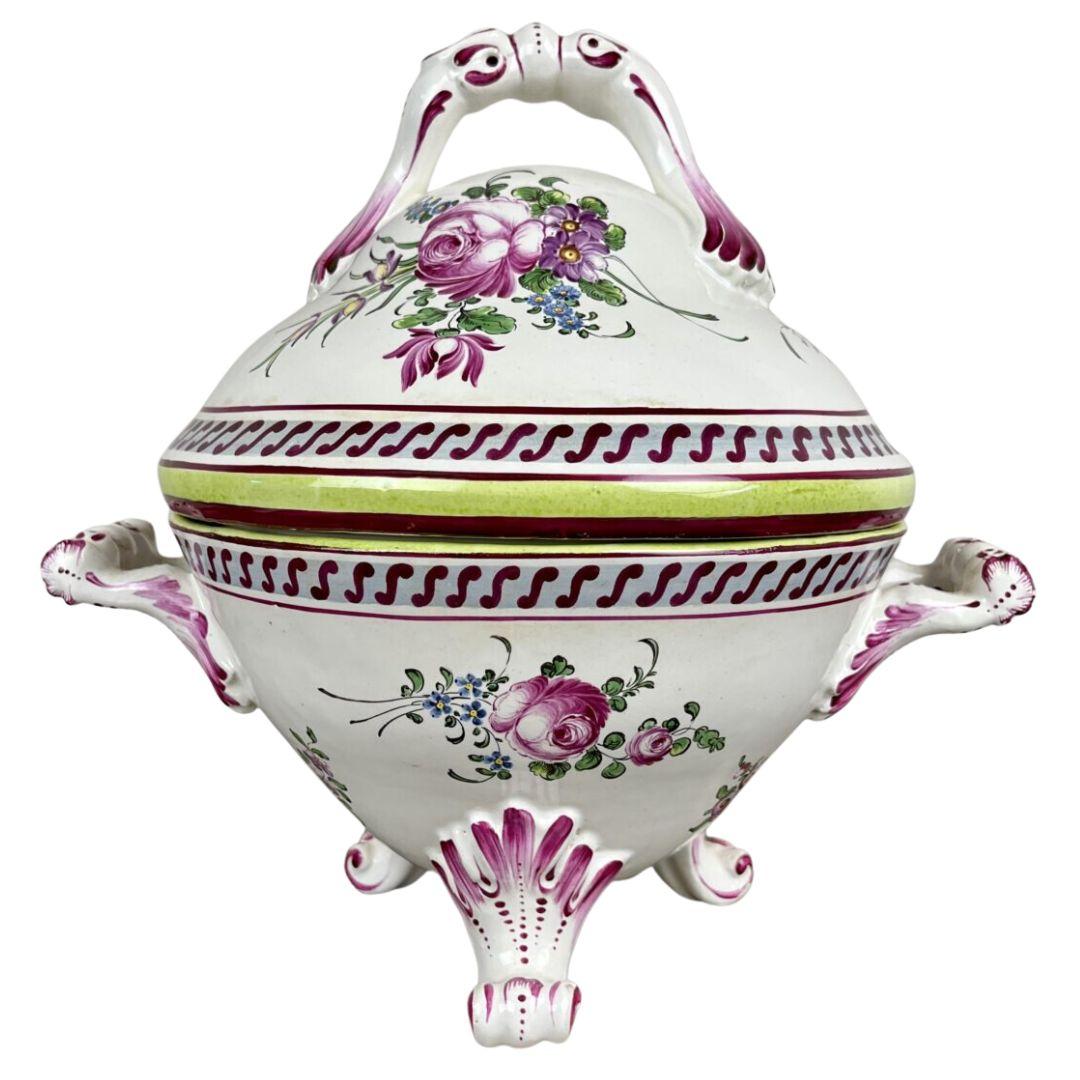 Grande zuppiera in French Rococo del XIX secolo