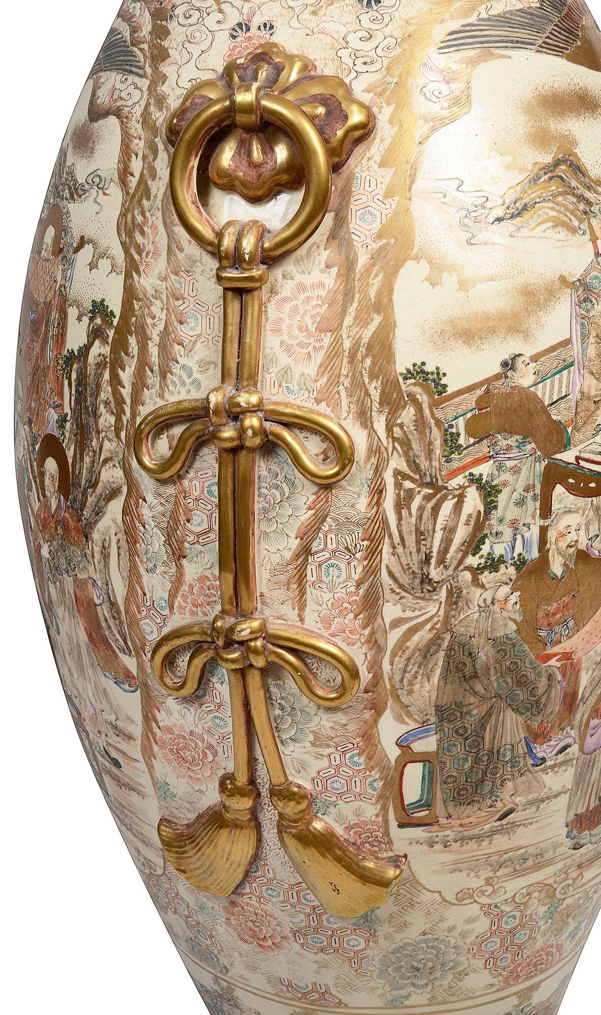 Hand-Painted Large 19th Century Satsuma vase. For Sale