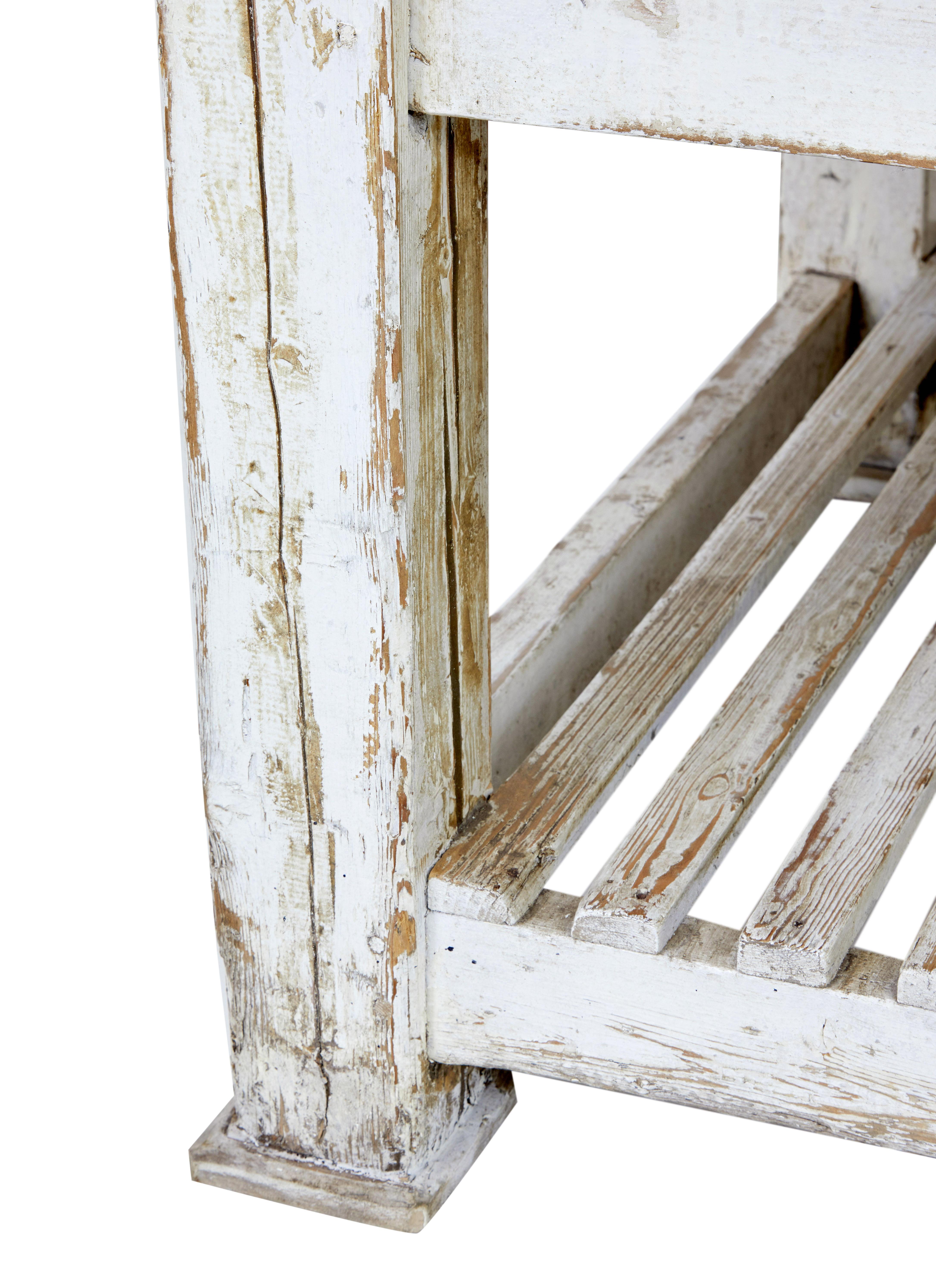 Großer skandinavischer Arbeitstisch aus massivem Kiefernholz aus dem 19. im Zustand „Gut“ im Angebot in Debenham, Suffolk