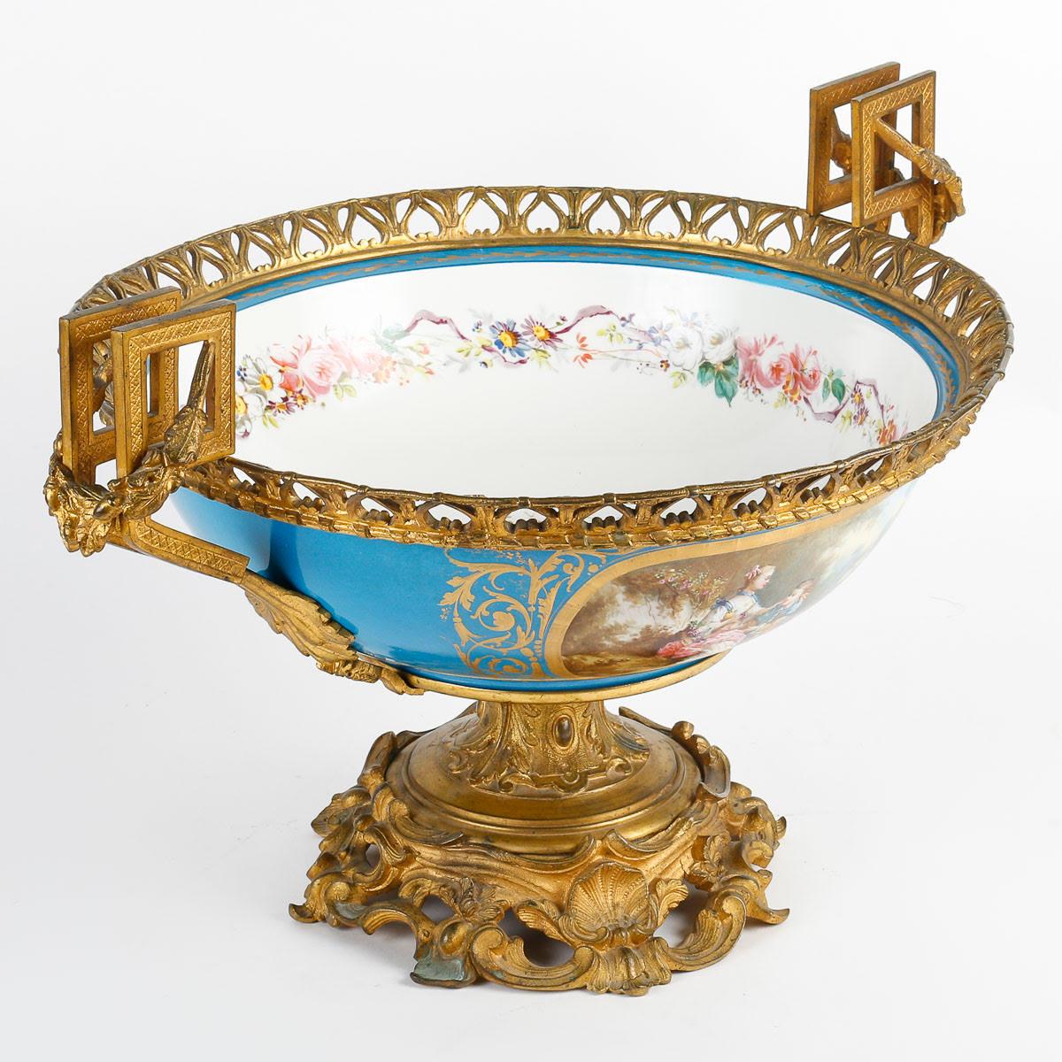 French Large 19th Century Sèvres Porcelain Bowl, Napoleon III Period.