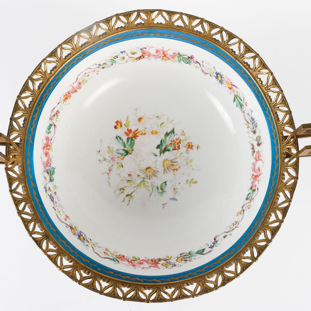 Large 19th Century Sèvres Porcelain Bowl, Napoleon III Period. 1