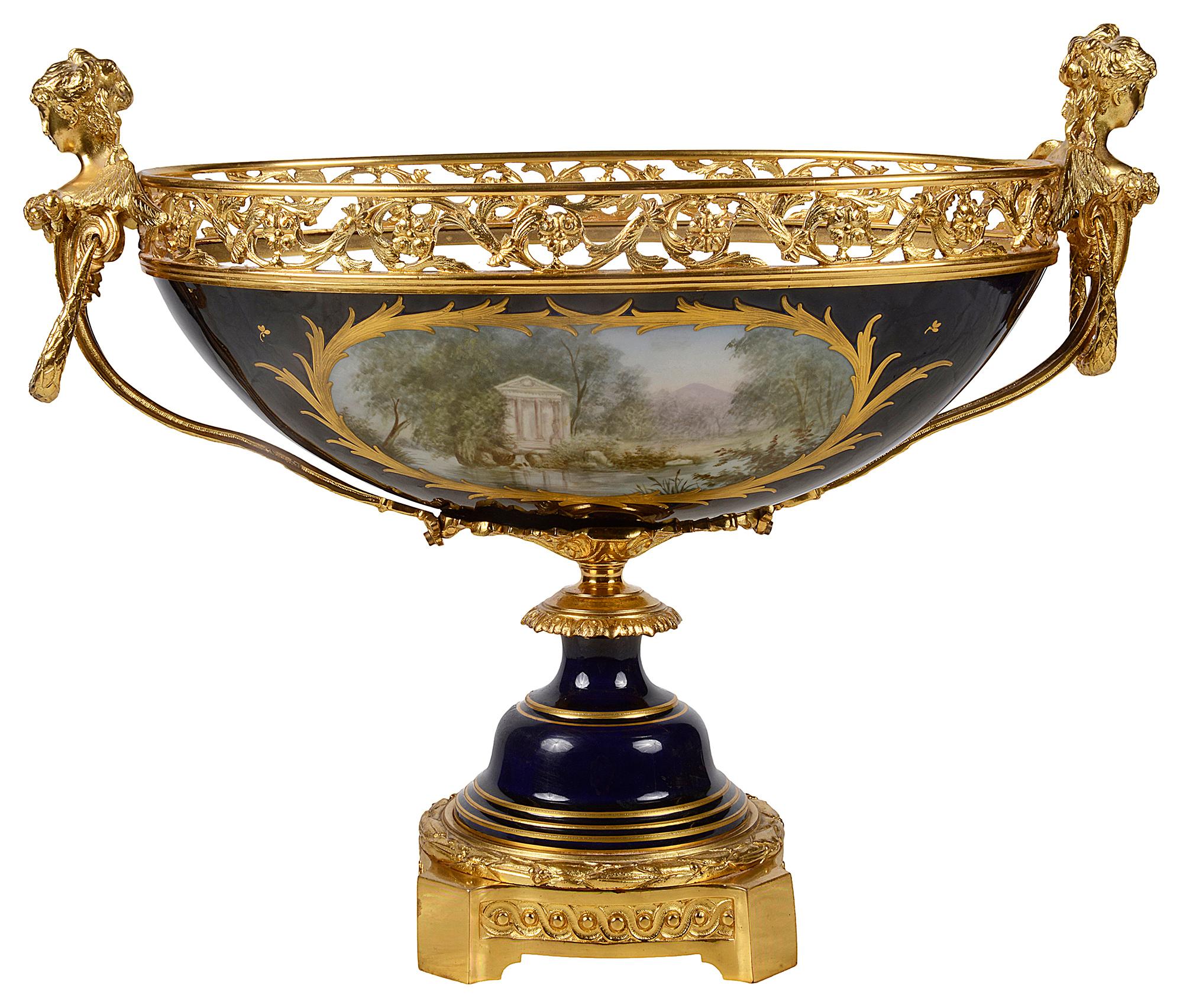 Large 19th Century Sevres Style Comport For Sale 1