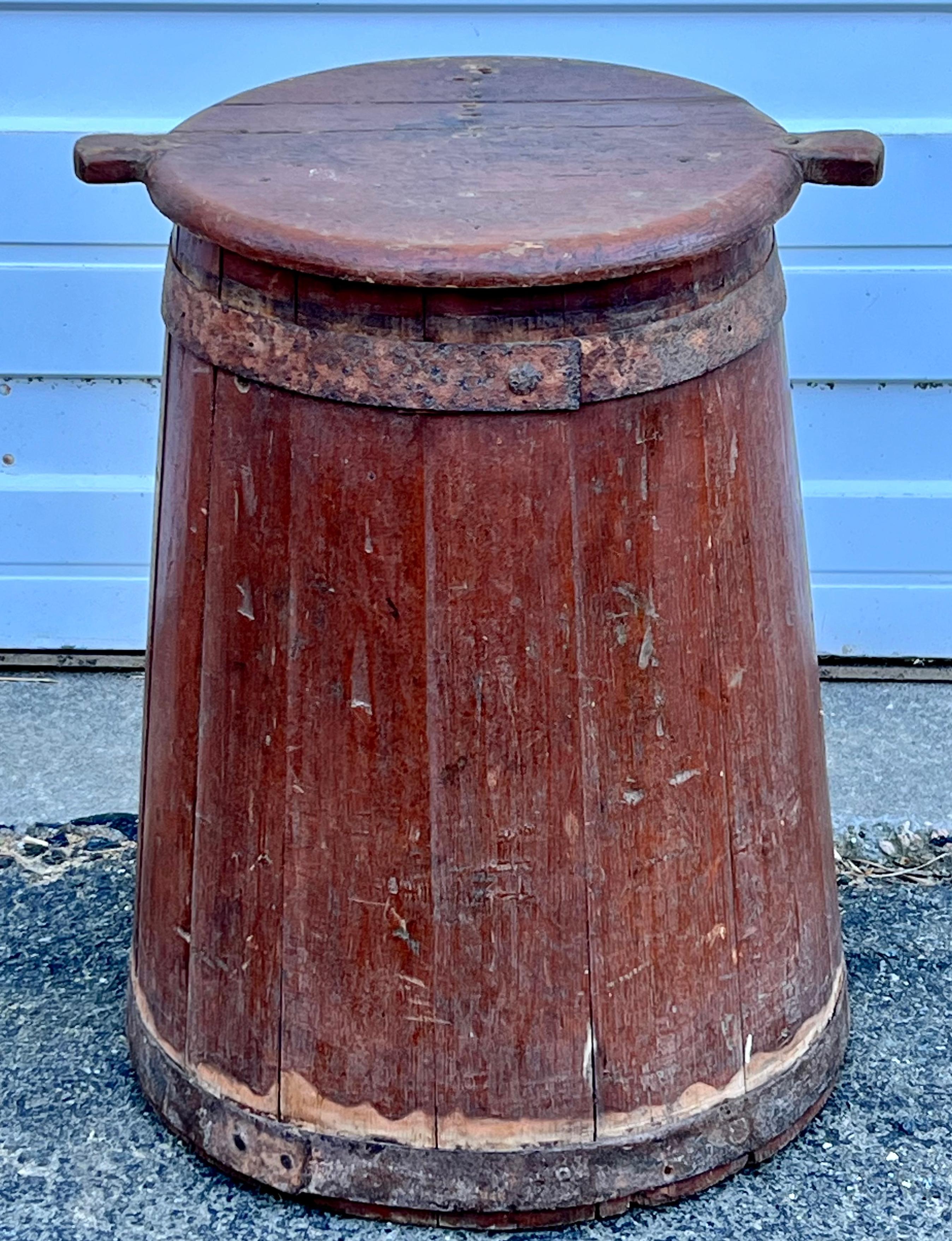 Large 19th Century Slatted Bucket In Good Condition In Nantucket, MA