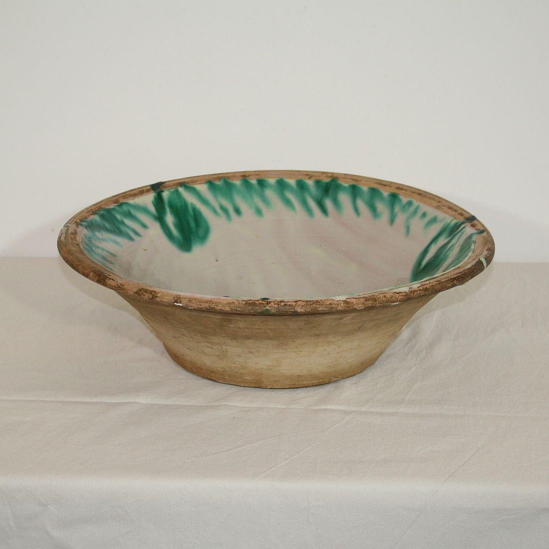 Large 19th Century, Spanish Glazed Earthenware Dairy Bowl or Tian In Good Condition In Buisson, FR