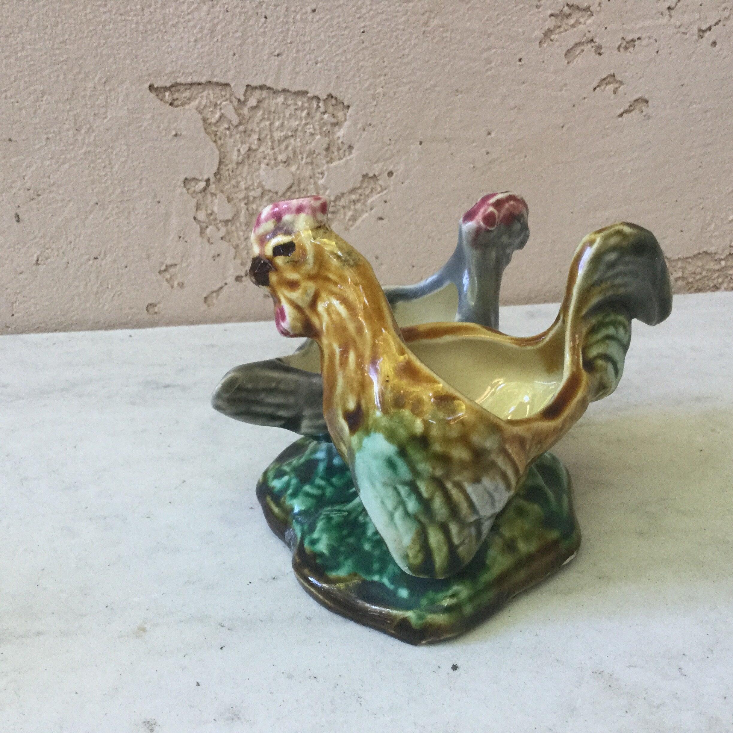 Large 19th Century Staffordshire Hen on Nest Tureen In Good Condition In Austin, TX