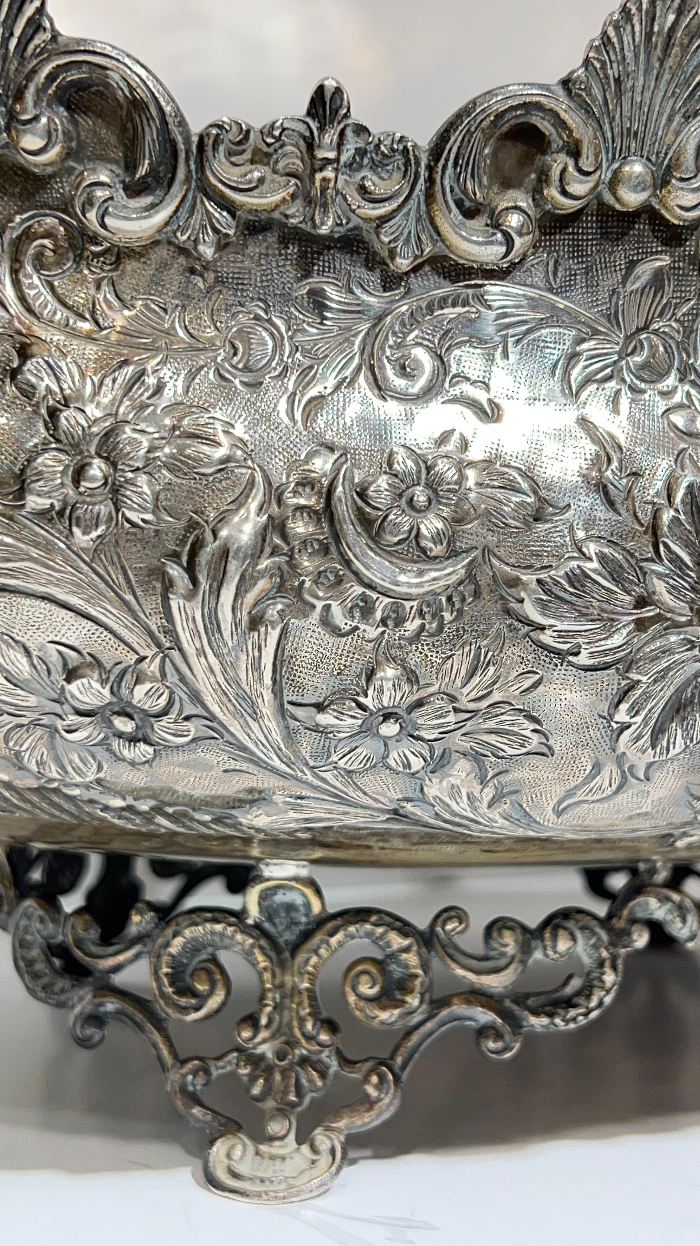Large 19th Century Sterling Silver Neoclassical Centerpiece Bowl or Jardiniere For Sale 5