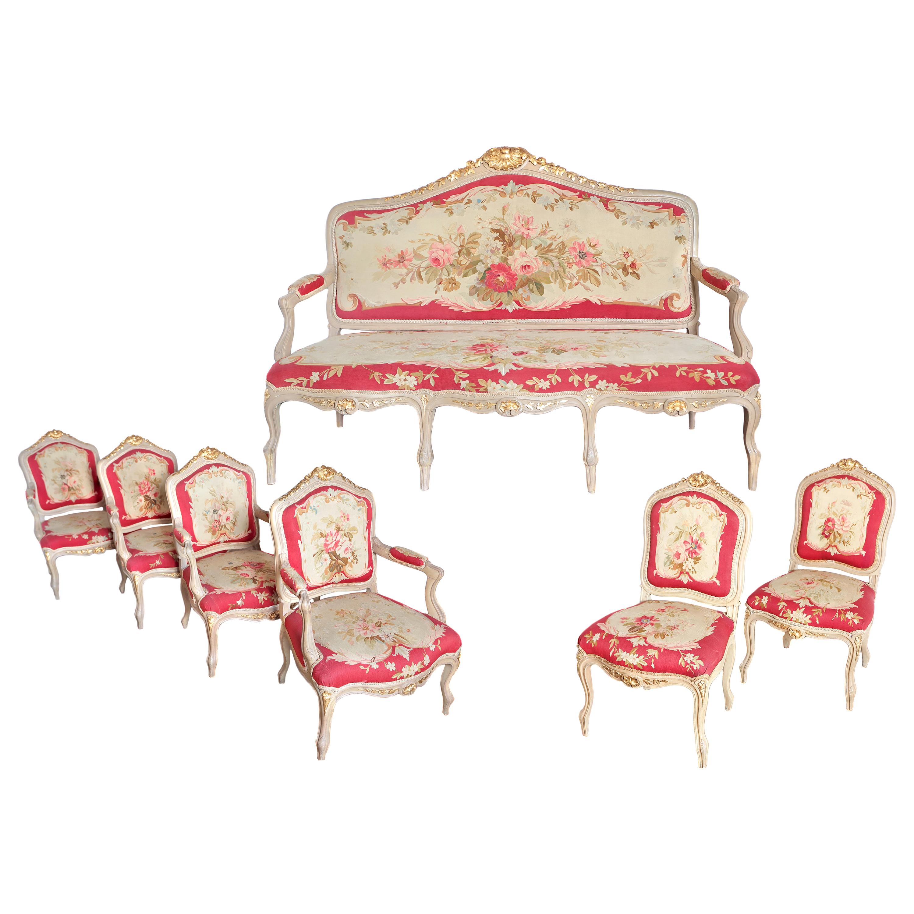 Grande suite de chaises et banquette en tapisserie d'Aubusson de style Louis XV du 19ème siècle en vente