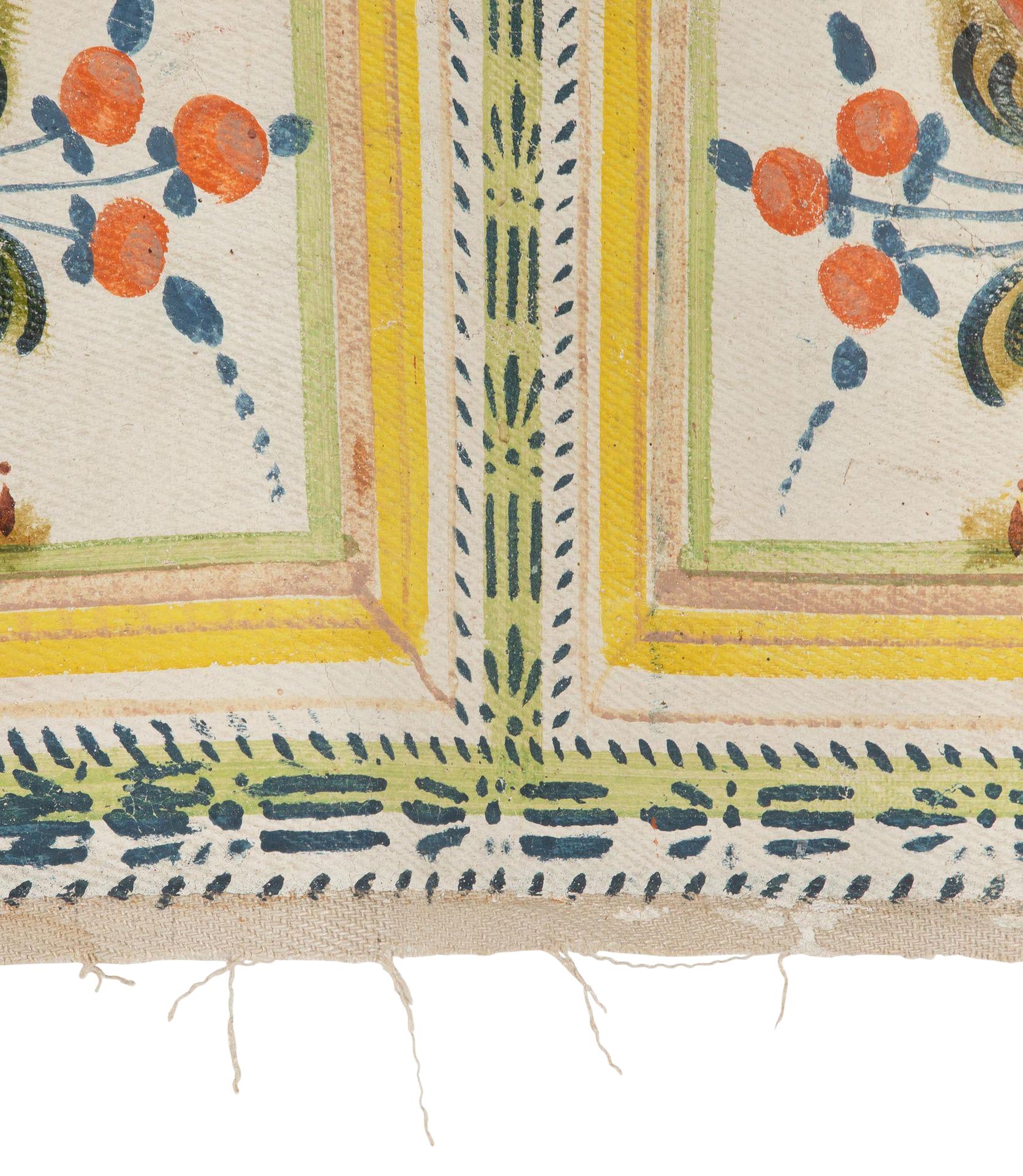 Grande tenture murale en tissu d'art populaire du XIXe siècle provenant de Dalécarlie, en Suède.
Représentation d'urnes avec des fleurs et des couleurs fabuleuses. À l'origine, il aurait été utilisé pour tapisser un mur dans une maison suédoise.