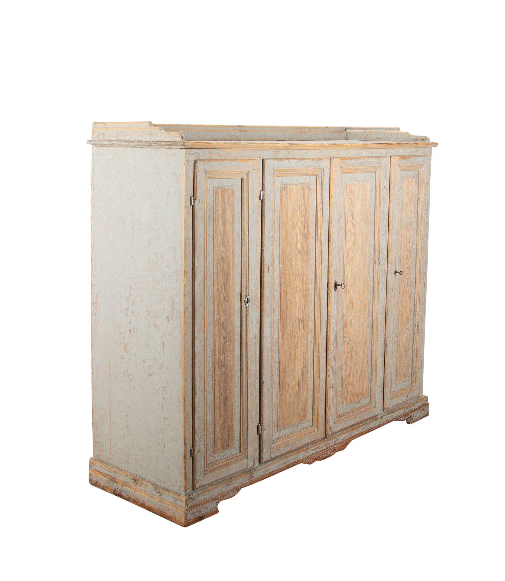 Gustaviano Grande buffet gustaviano di epoca svedese del XIX secolo in vendita