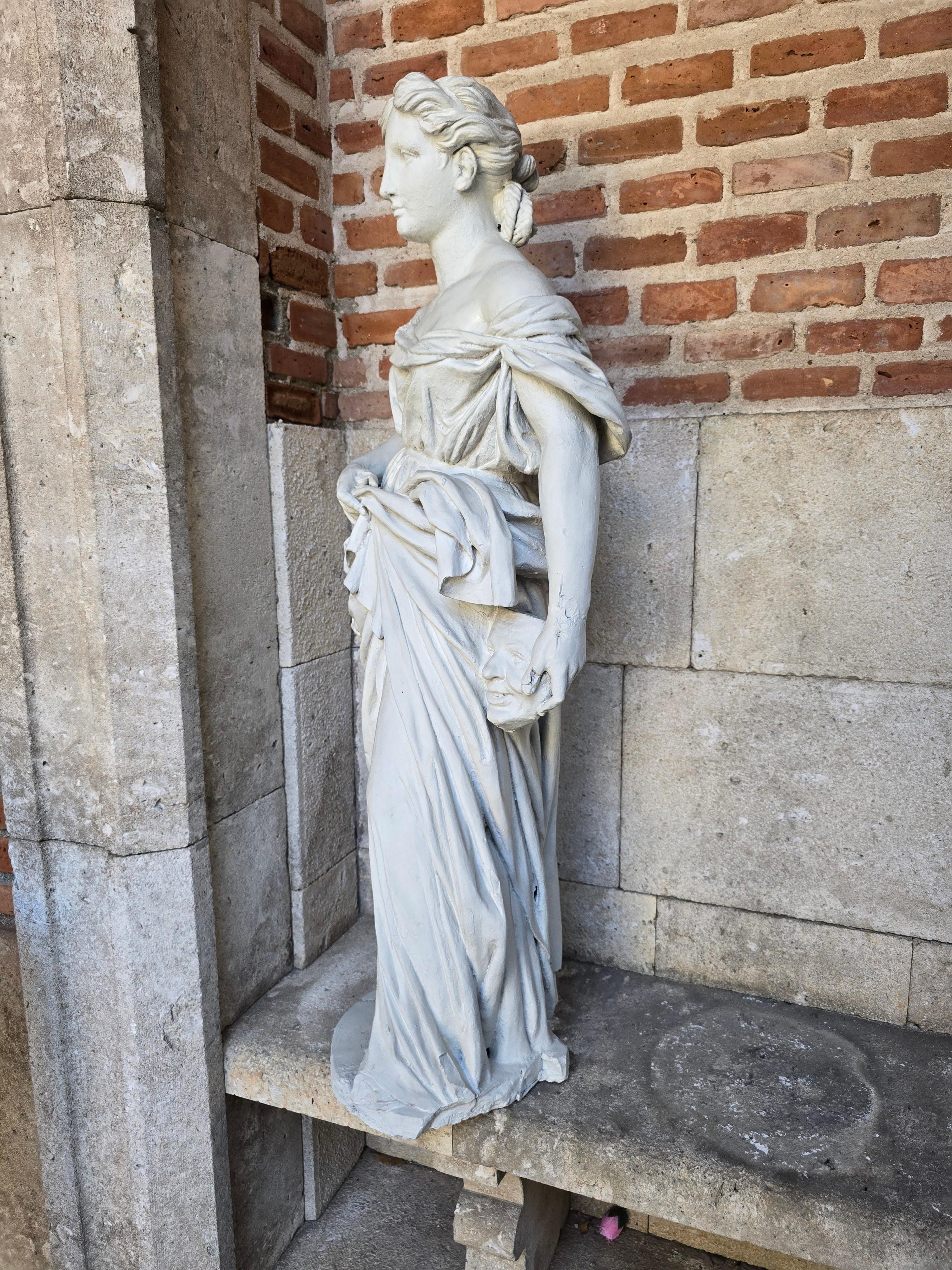 Fine XIX secolo Grande Terracotta del XIX secolo 122 cm in vendita