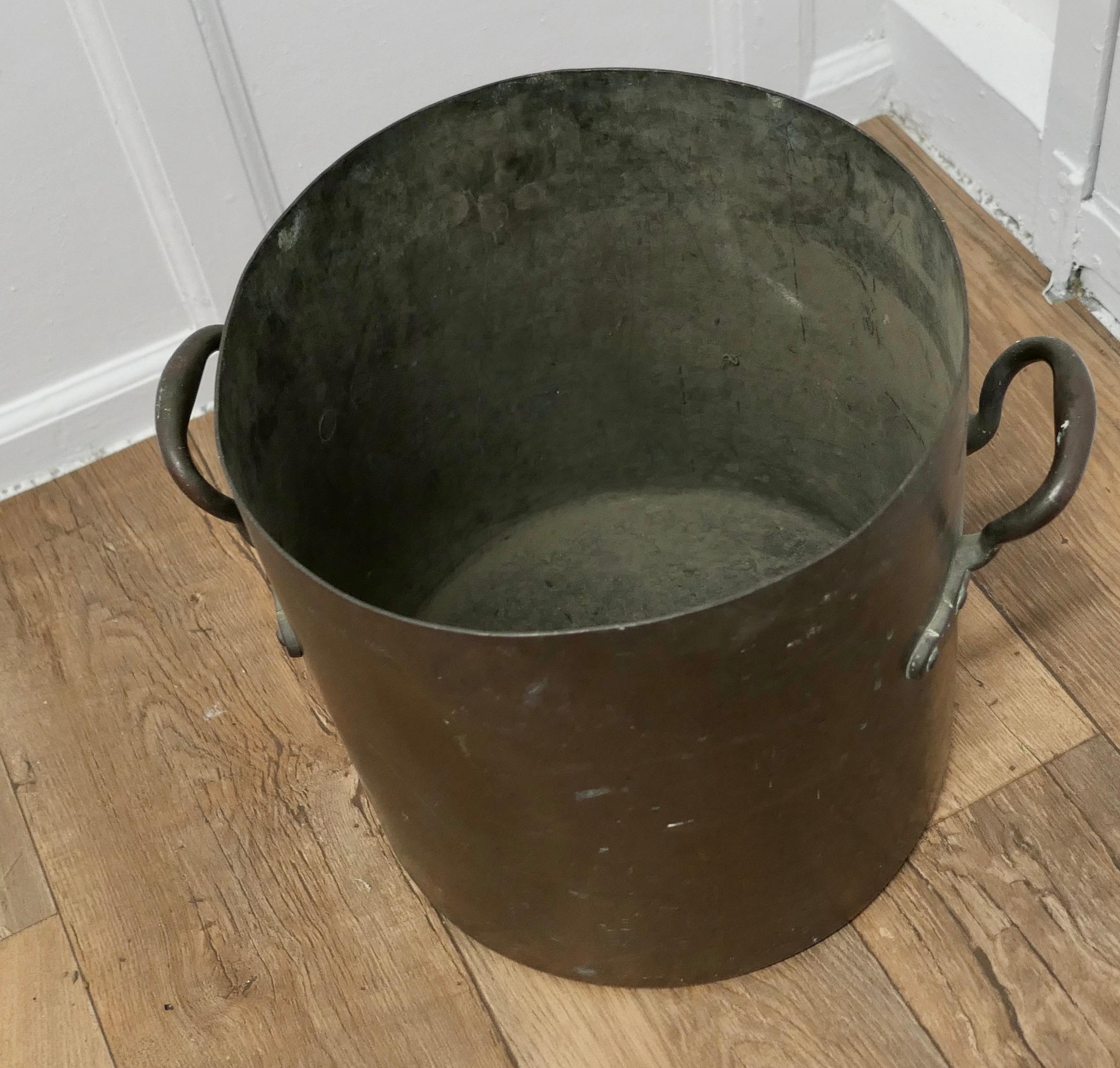 Georgian Large 19th Century Tinned Copper Cooking Pot For Sale