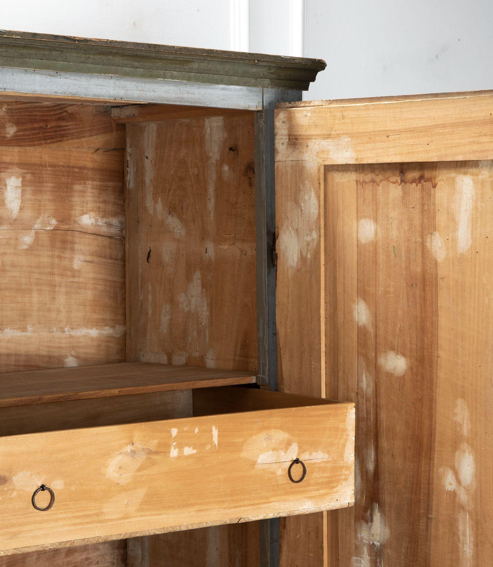Large 19th Century Tuscan Cupboard in Original Paint For Sale 3