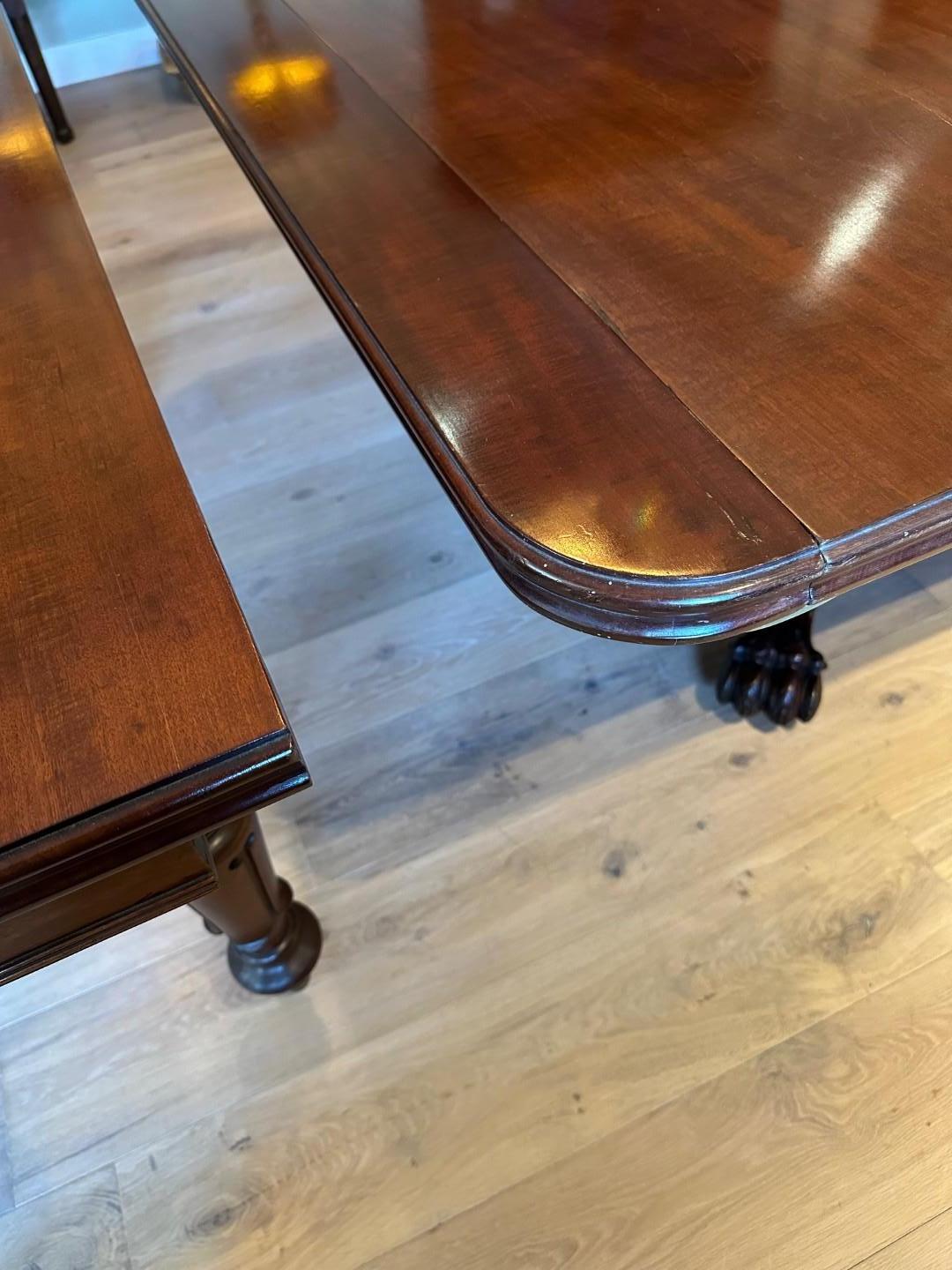 Large 19th Century Victorian Dining Table im Angebot 9