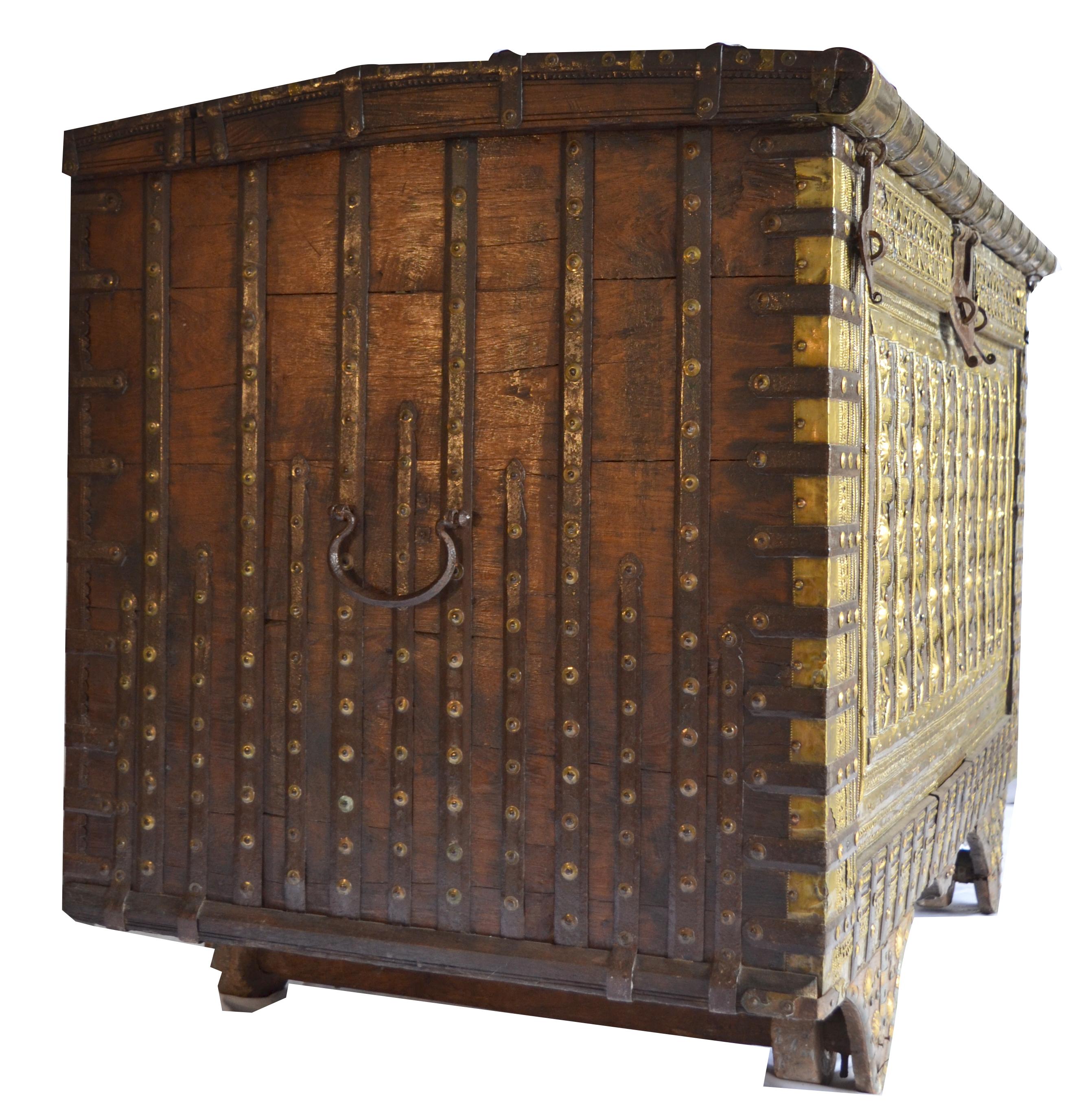 Large 19th Century Walnut Syrian Palace Chest For Sale 2