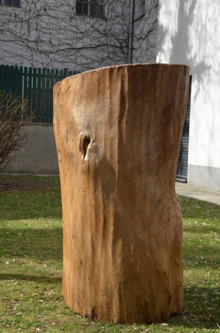 Große 19. Jahrhundert Wood Storage Vessel (Tschechisch) im Angebot