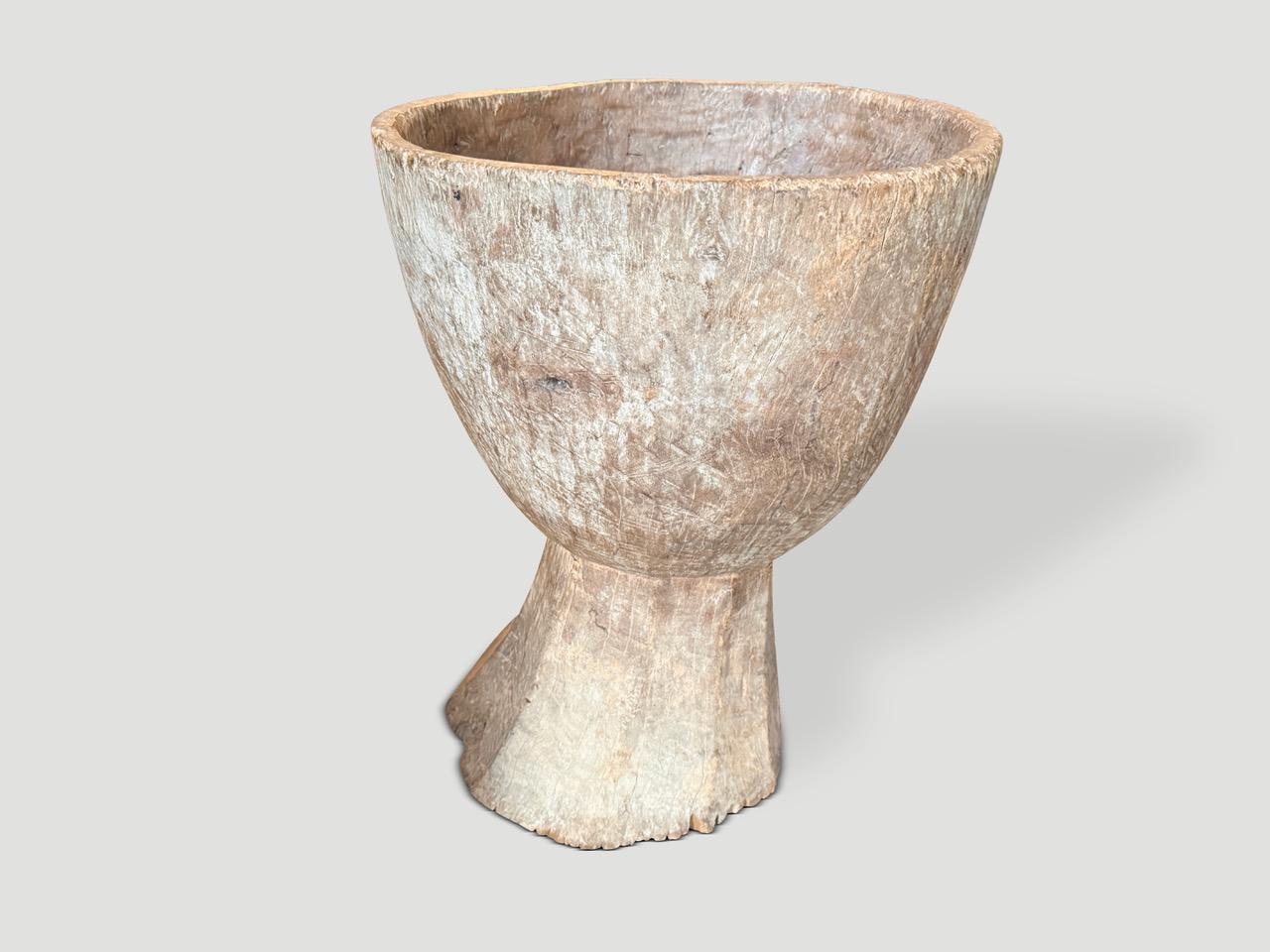 Grande mortaio in legno del XIX secolo In condizioni ottime in vendita a New York, NY