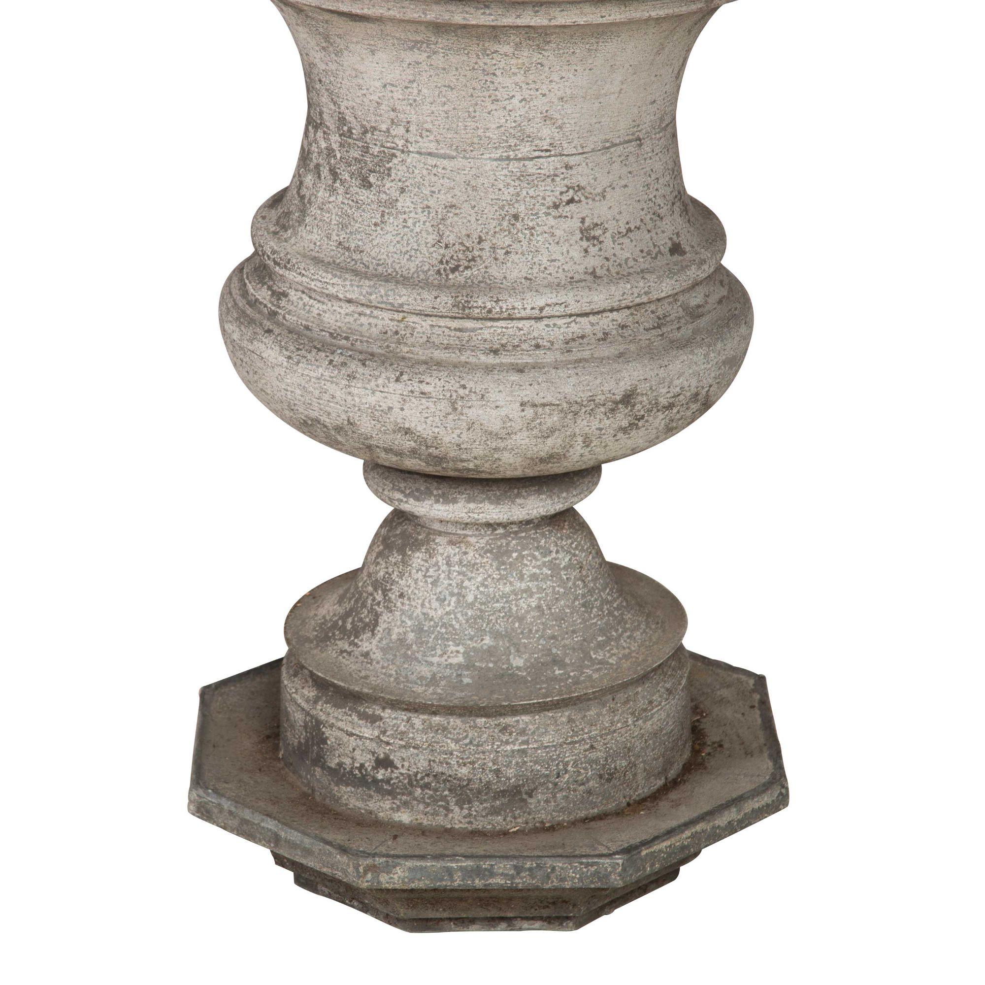 Large 19th Century Zinc Finial In Good Condition In Tetbury, Gloucestershire