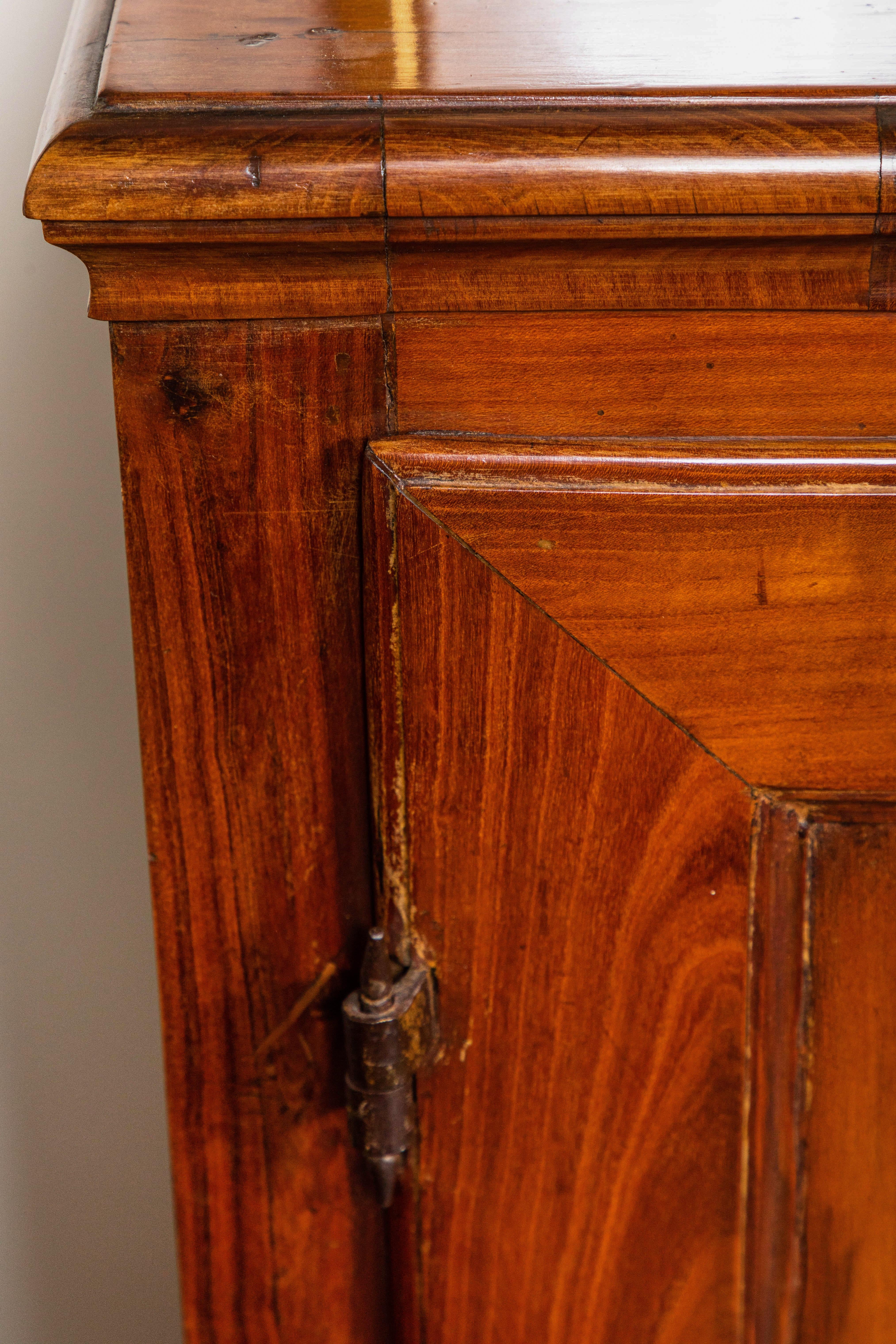 Fin du XIXe siècle Grand meuble de rangement toscan, XIXe siècle en vente