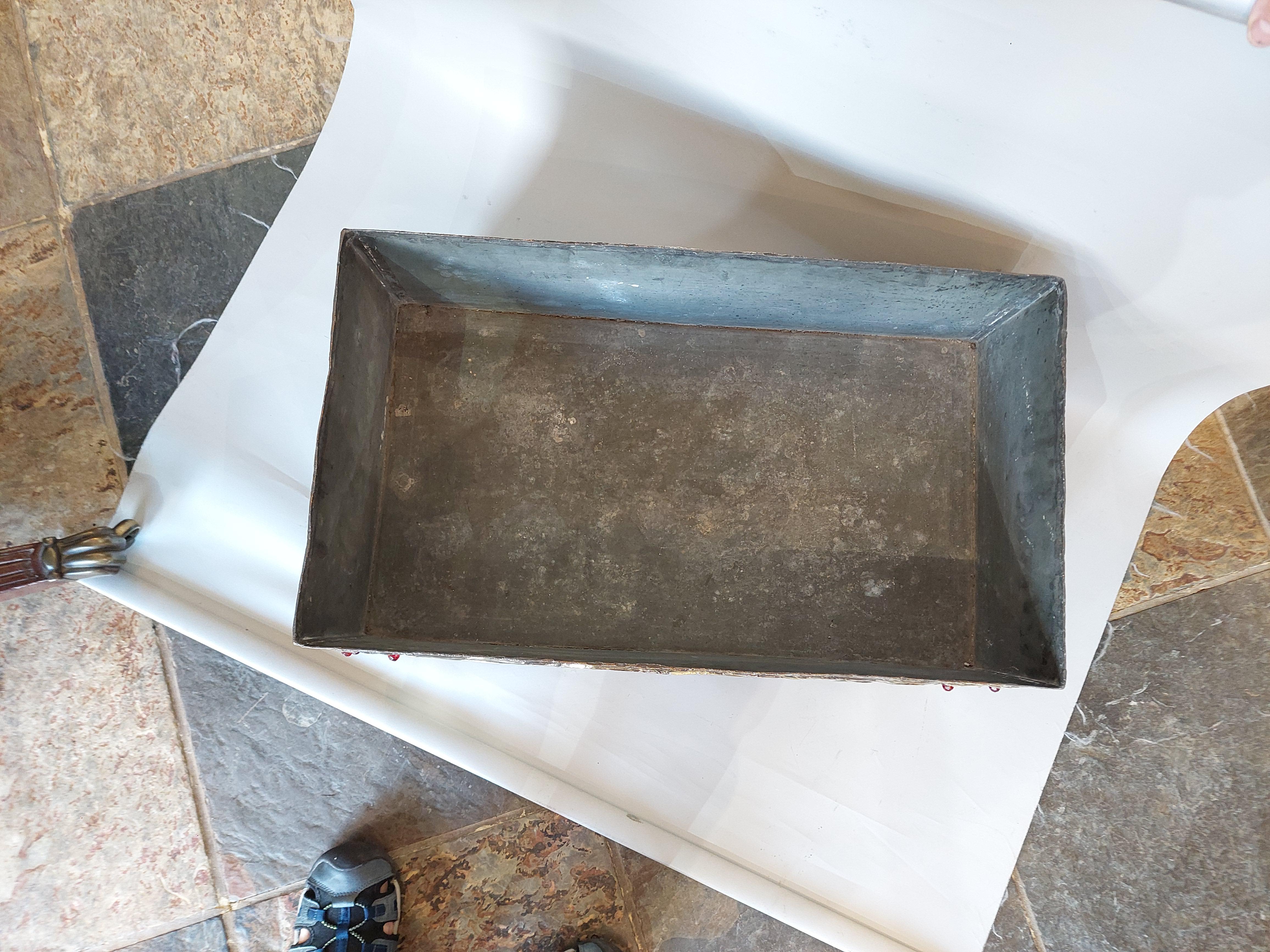 Grande vaso cinese in ottone rivestito di zinco del XIX secolo In condizioni buone in vendita a Altrincham, GB