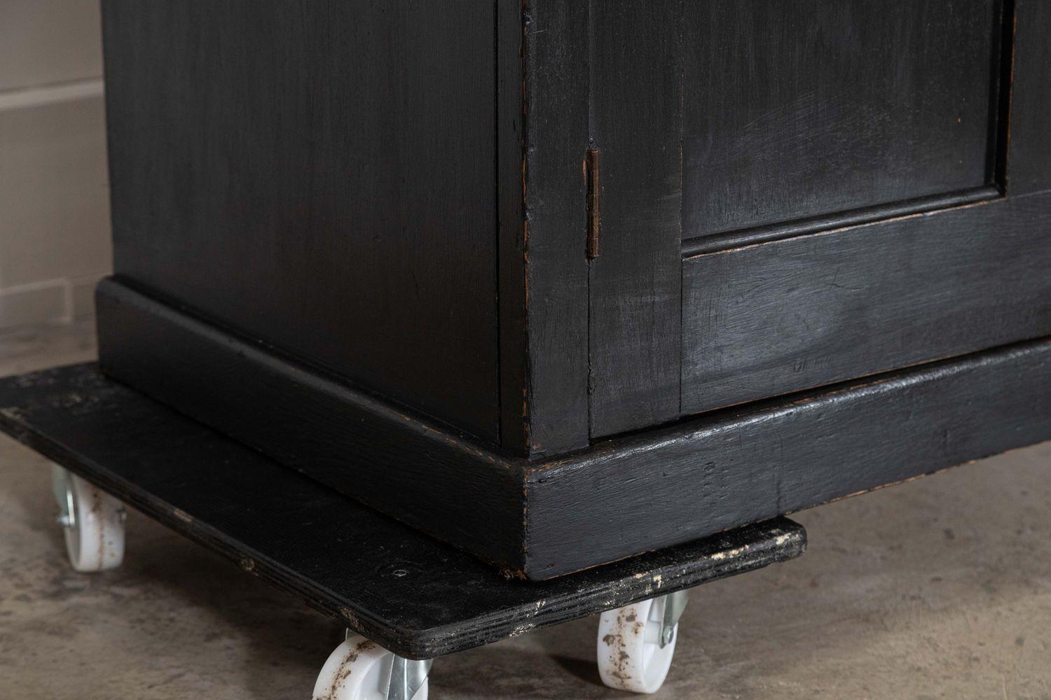 Large 19thC Ebonised English Ash Linen Cupboard For Sale 13