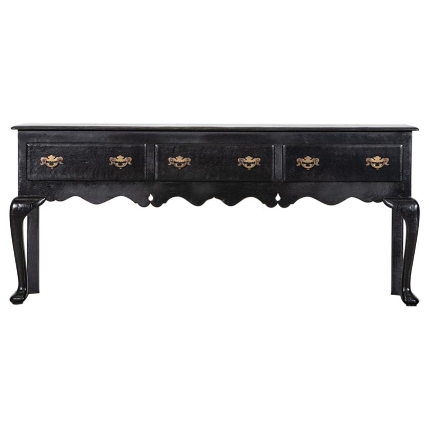 Grande base de commode en chêne ébonisé et laqué anglais du 19e siècle en vente