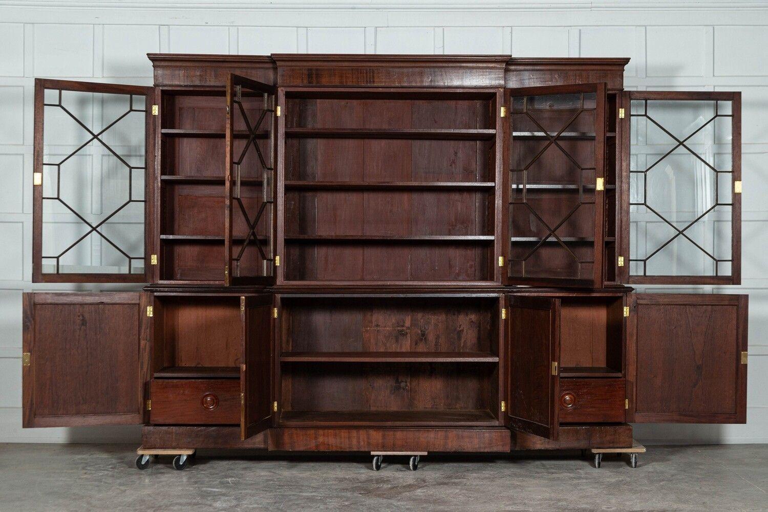 19th Century Large 19thC English Mahogany Astragal Glazed Breakfront Bookcase For Sale