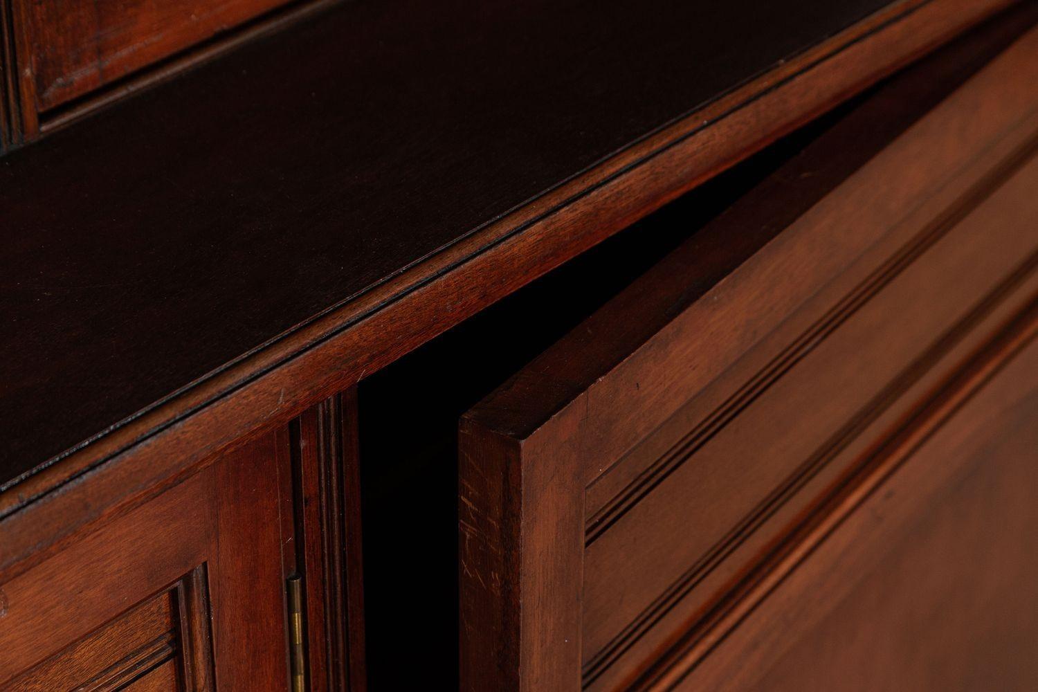 Gran librería inglesa de caoba esmaltada del siglo XIX en venta 11
