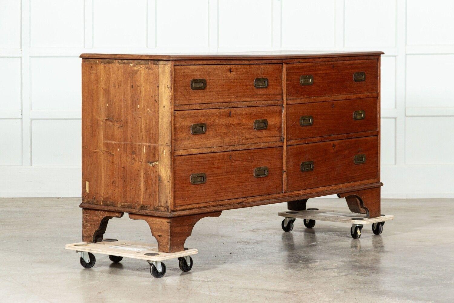 Large 19thC English Oak 6 Drawer Dresser Base For Sale 3
