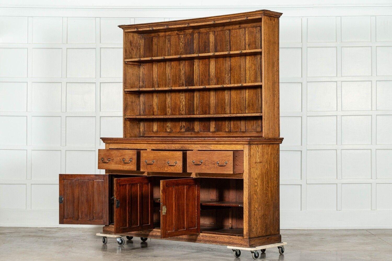 Large 19thC English Oak Dresser For Sale 2