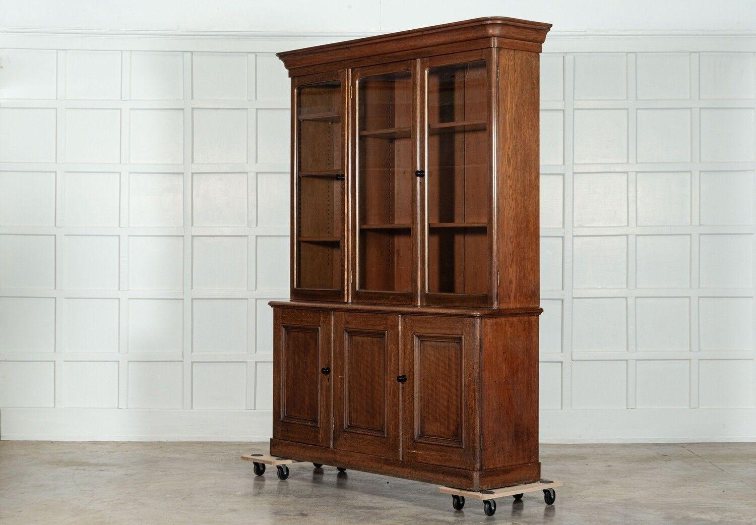 Large 19thC English Oak Glazed Bookcase For Sale 1