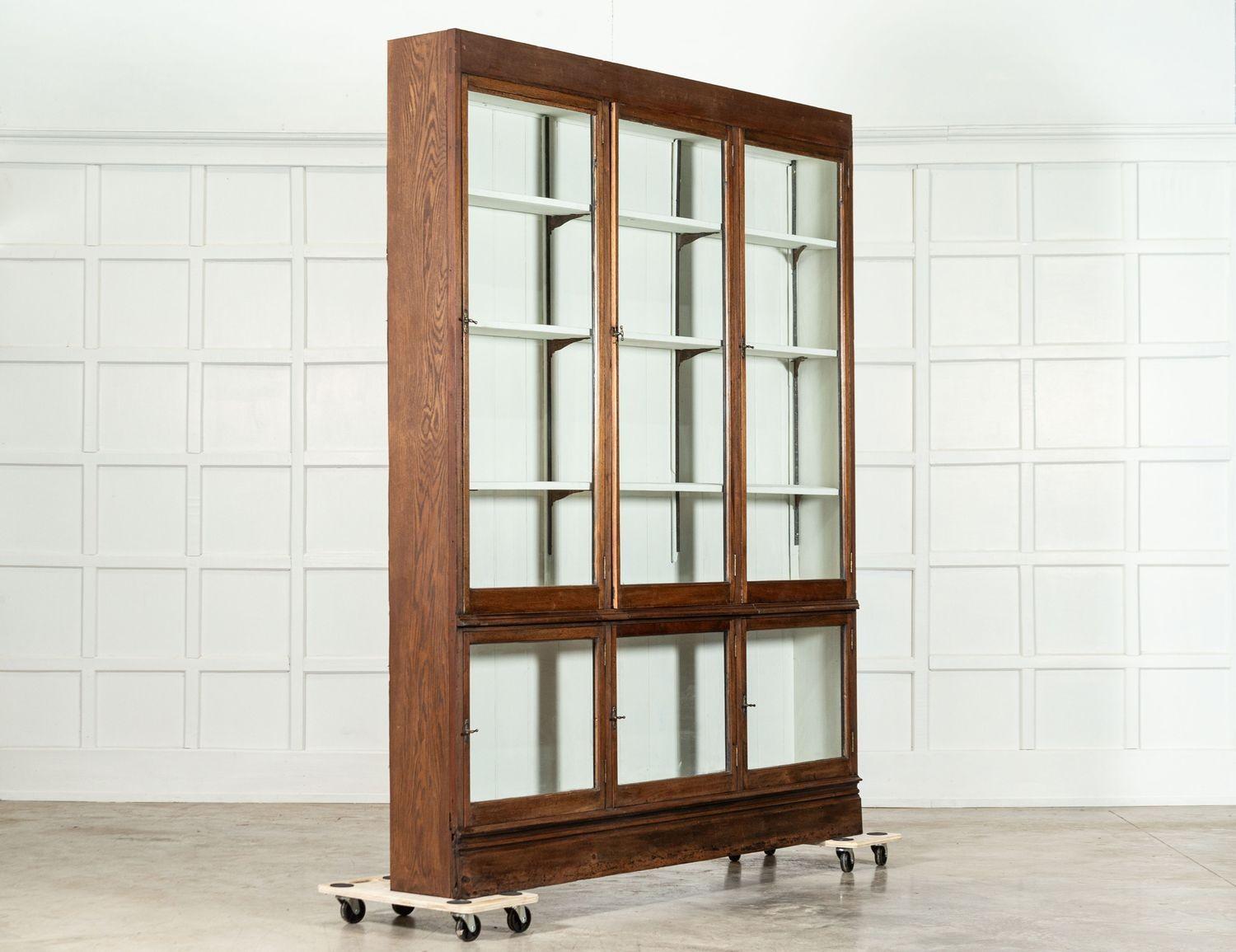 Large 19thC English Oak & Mahogany Glazed Bookcase Cabinet For Sale 4
